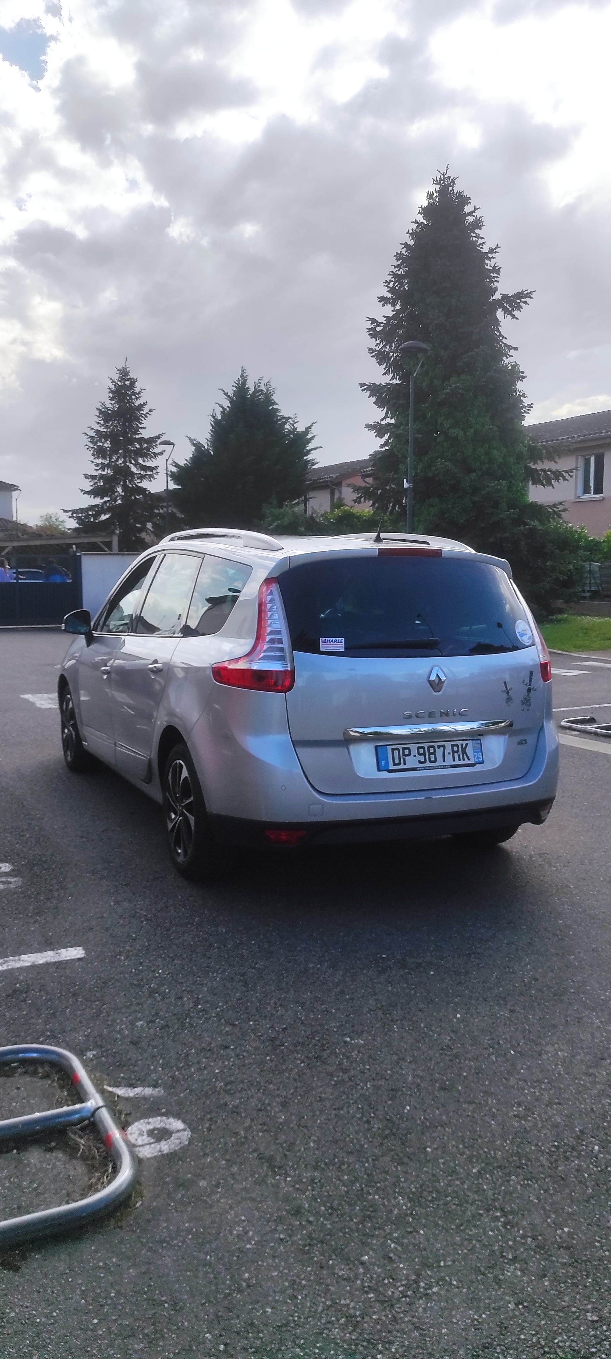 Renault Scenic mit Navigationsgerät