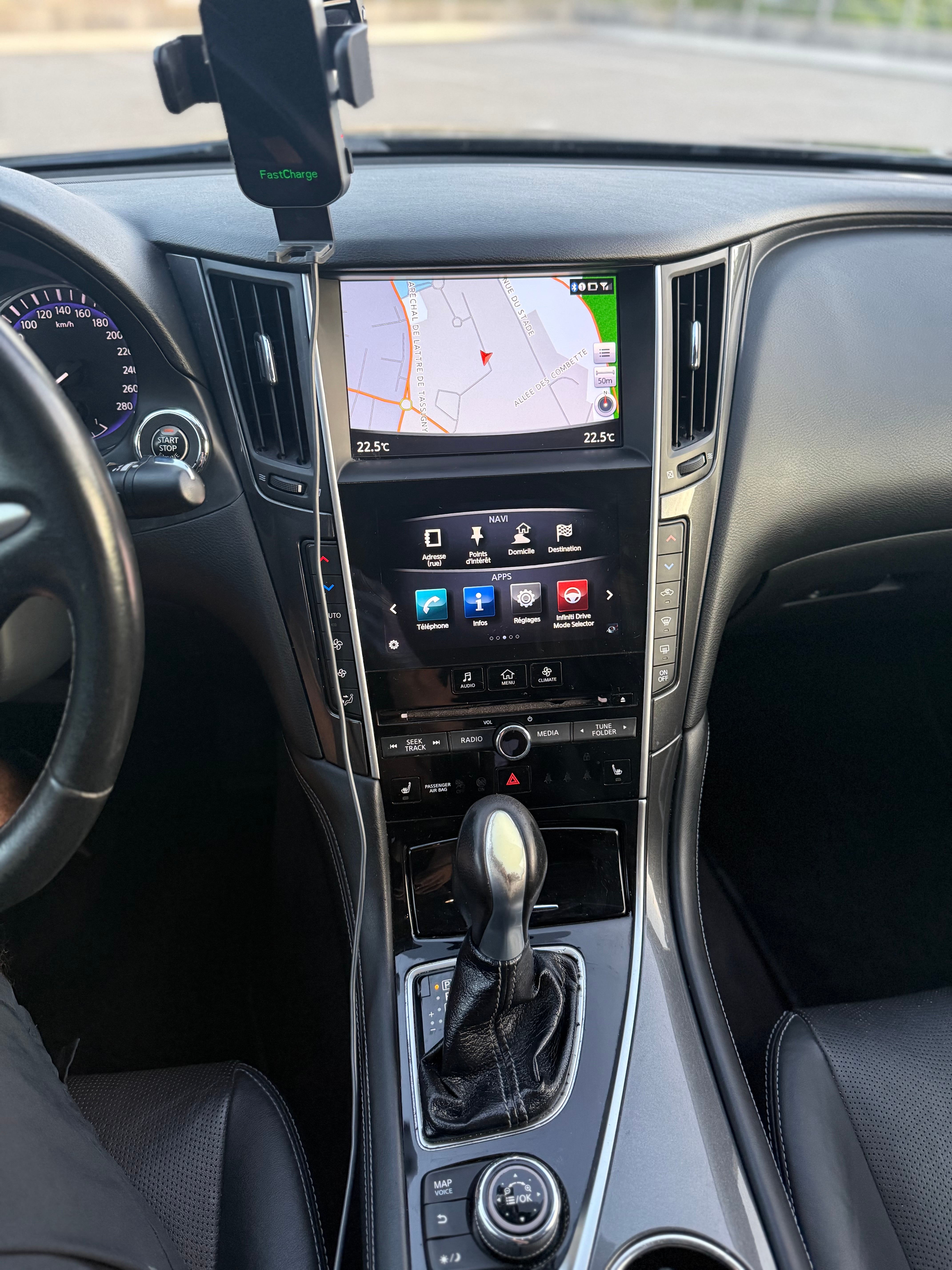 Infiniti Q50 Premium 2.2D avec GPS