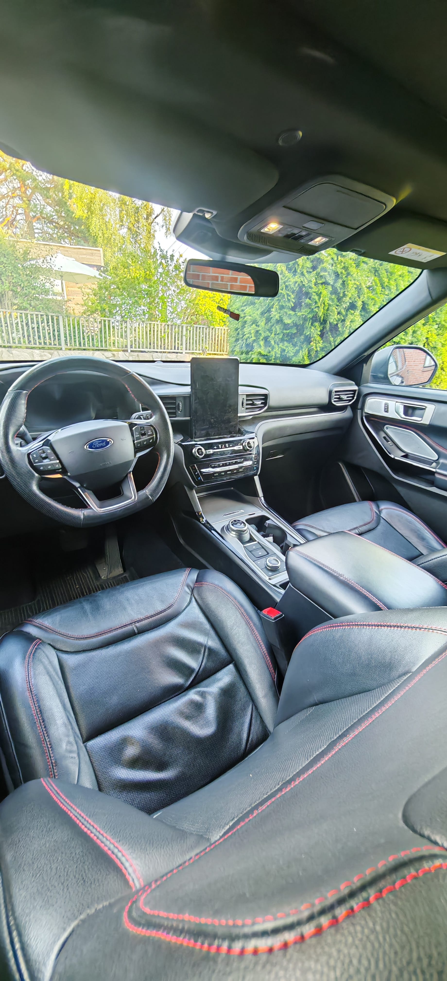 Ford Explorer Hybrid 3.0 plug in hybrid mit Rückfahrkamera