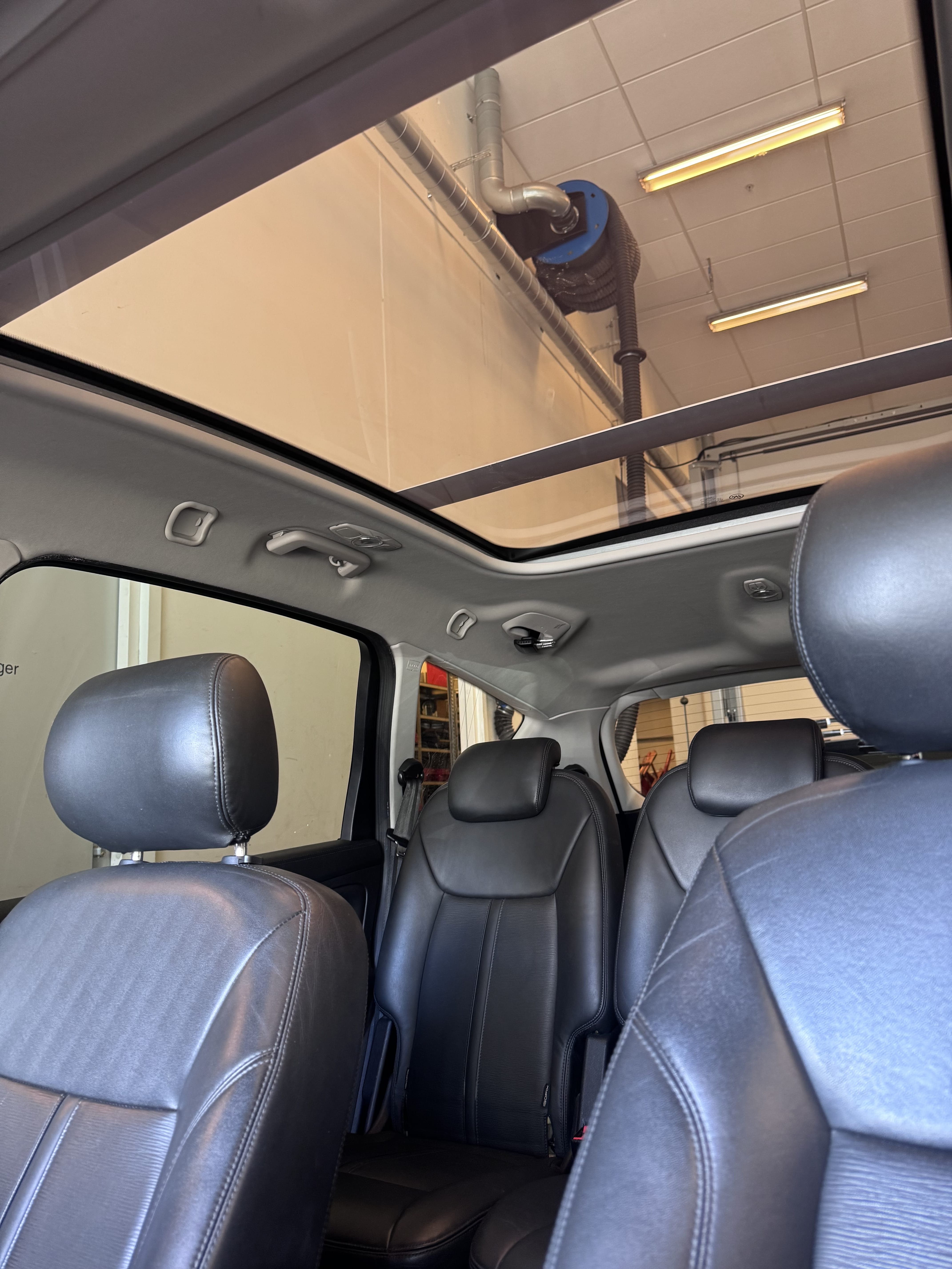 Ford S-Max med Babysete