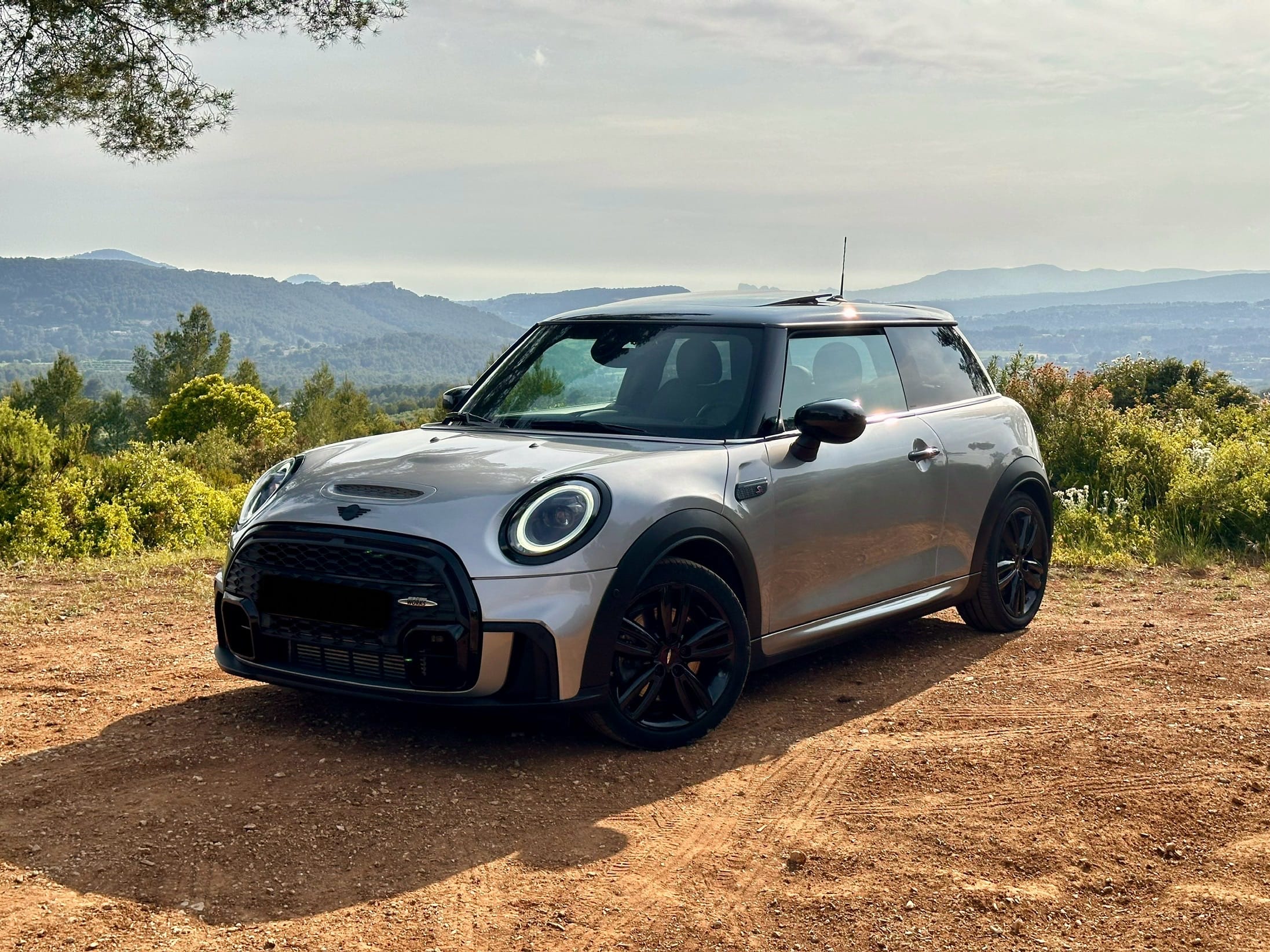 Mini Cooper, 2023, Essence 98, automatique