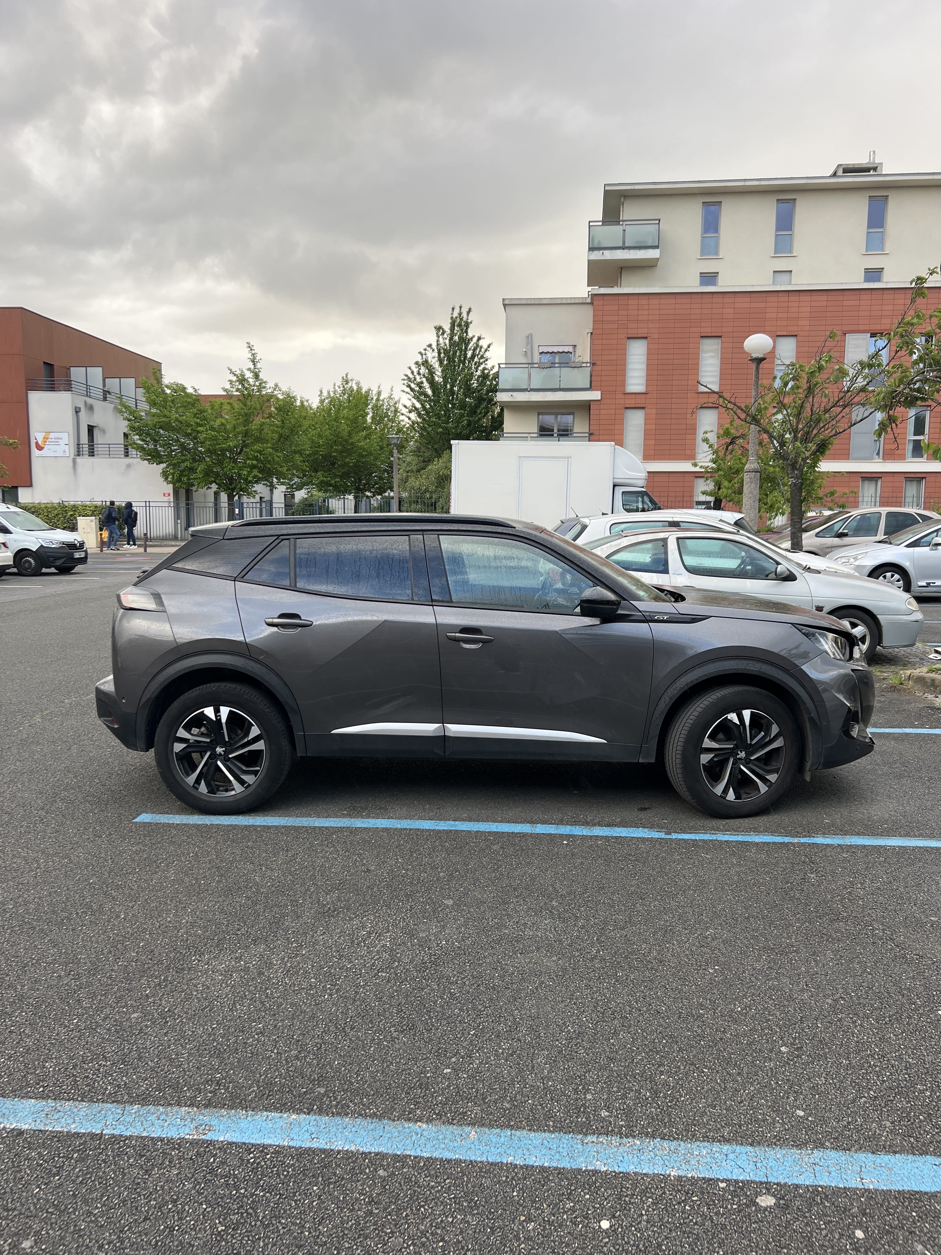 Peugeot 2008 avec Climatisation