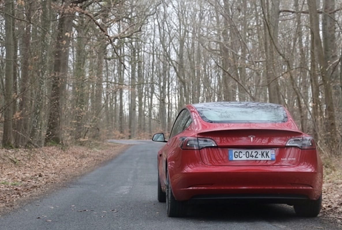 Tesla Model 3 Standard Range Plus avec GPS