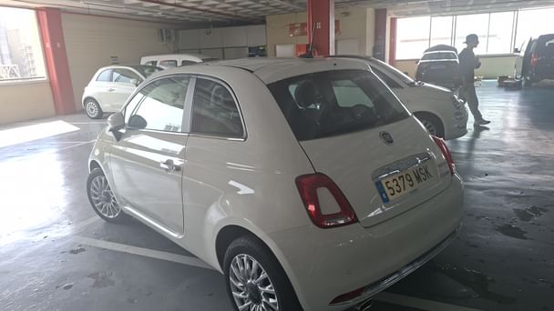 Fiat 500 Híbrido 1.0 51KW (70 CV) Dolcevita 3 puertas - 5379MSK con GPS