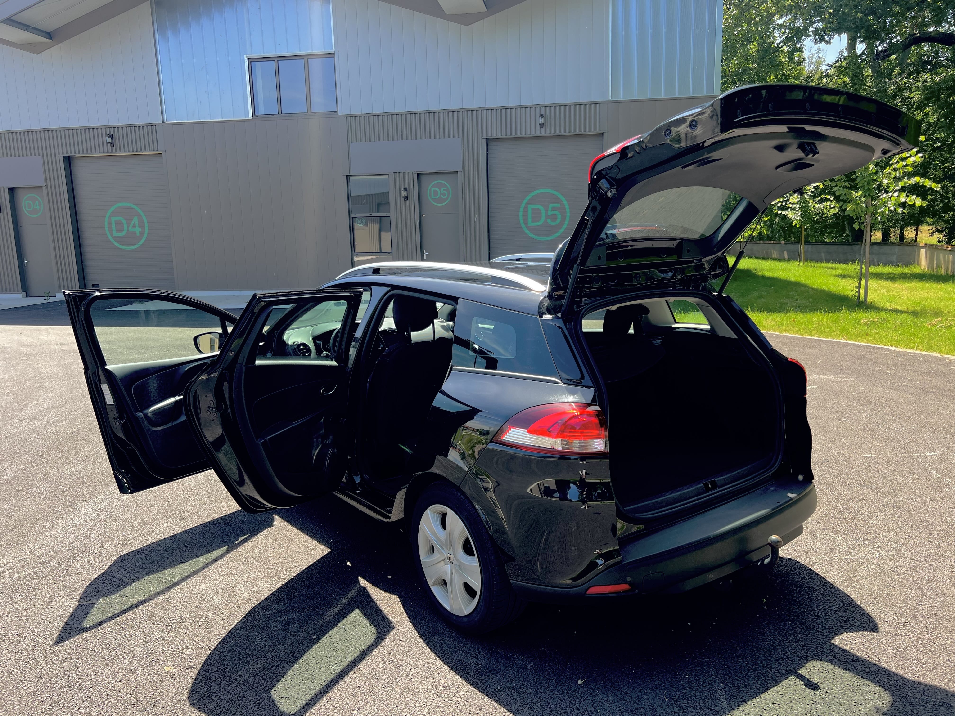 Renault Clio Estate avec GPS