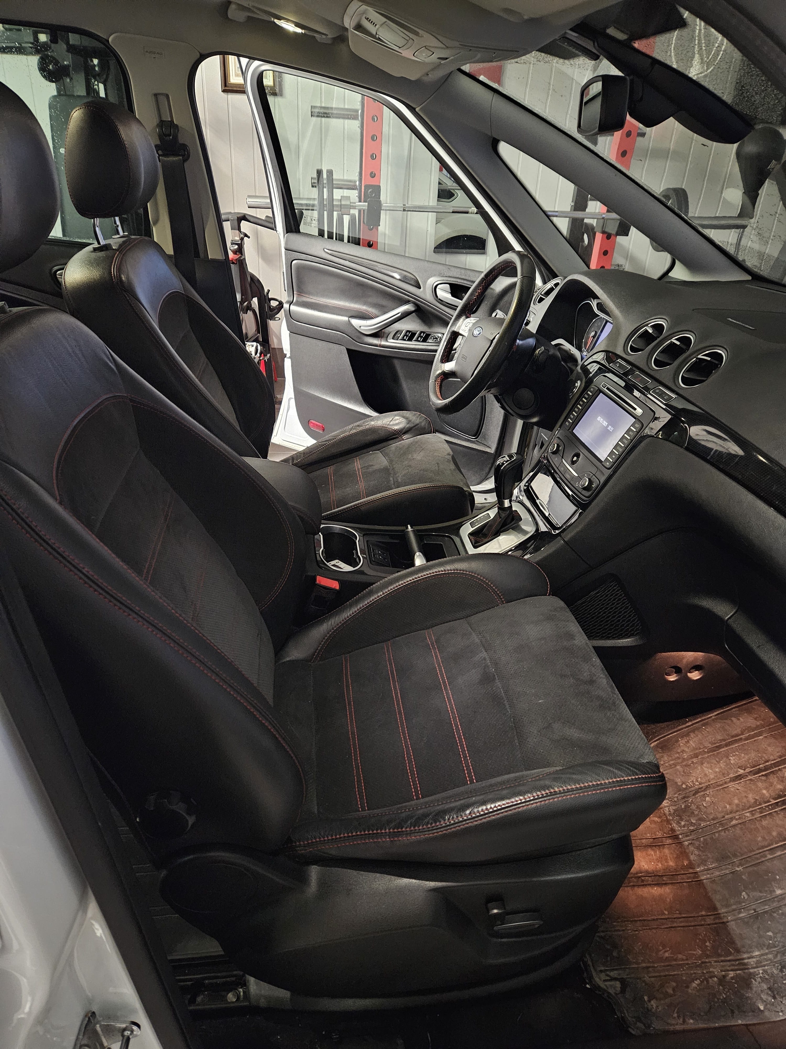 Ford S-Max Business Ford S-Max business Sport 7 seter