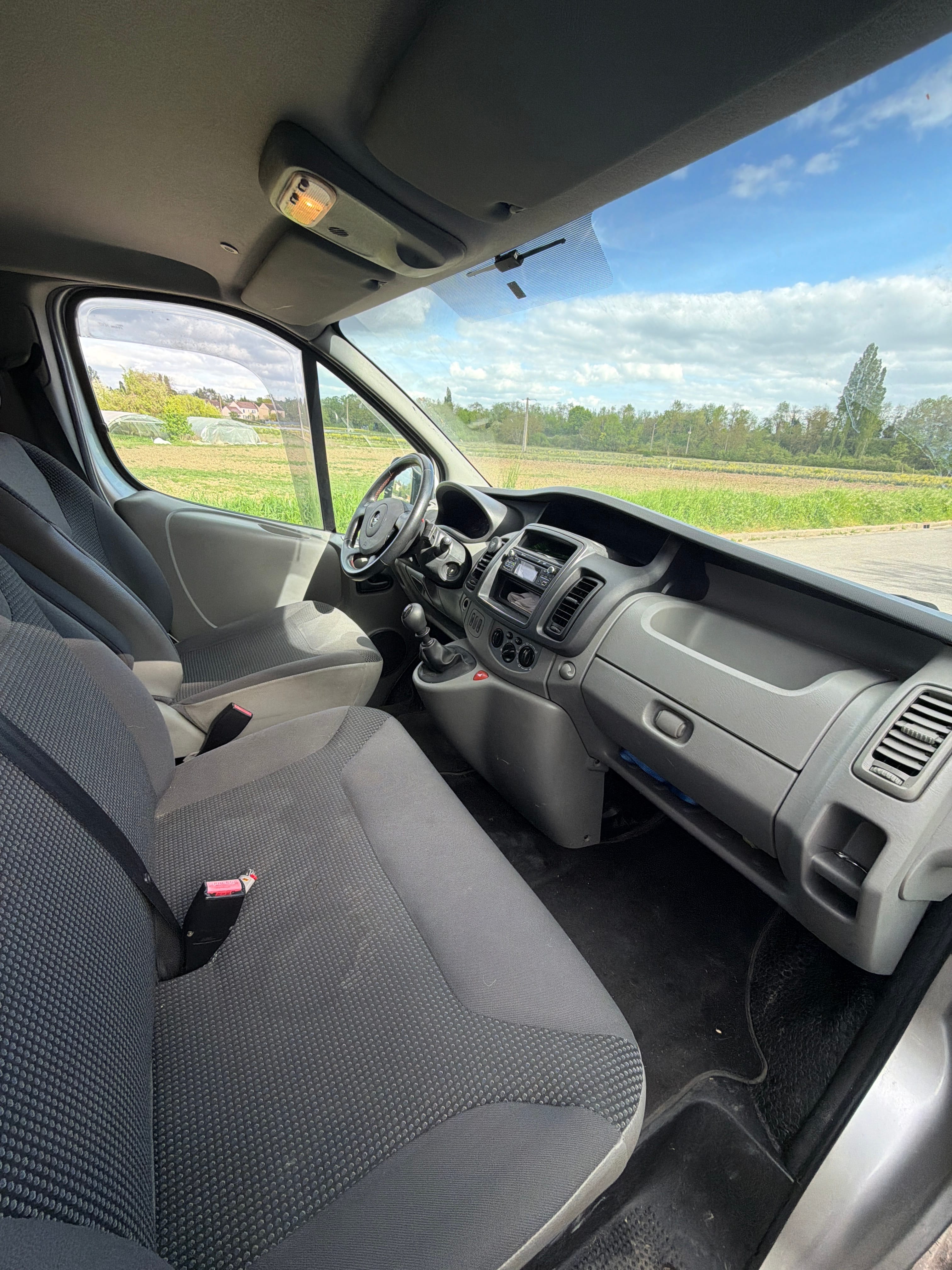 Opel Vivaro avec Port USB