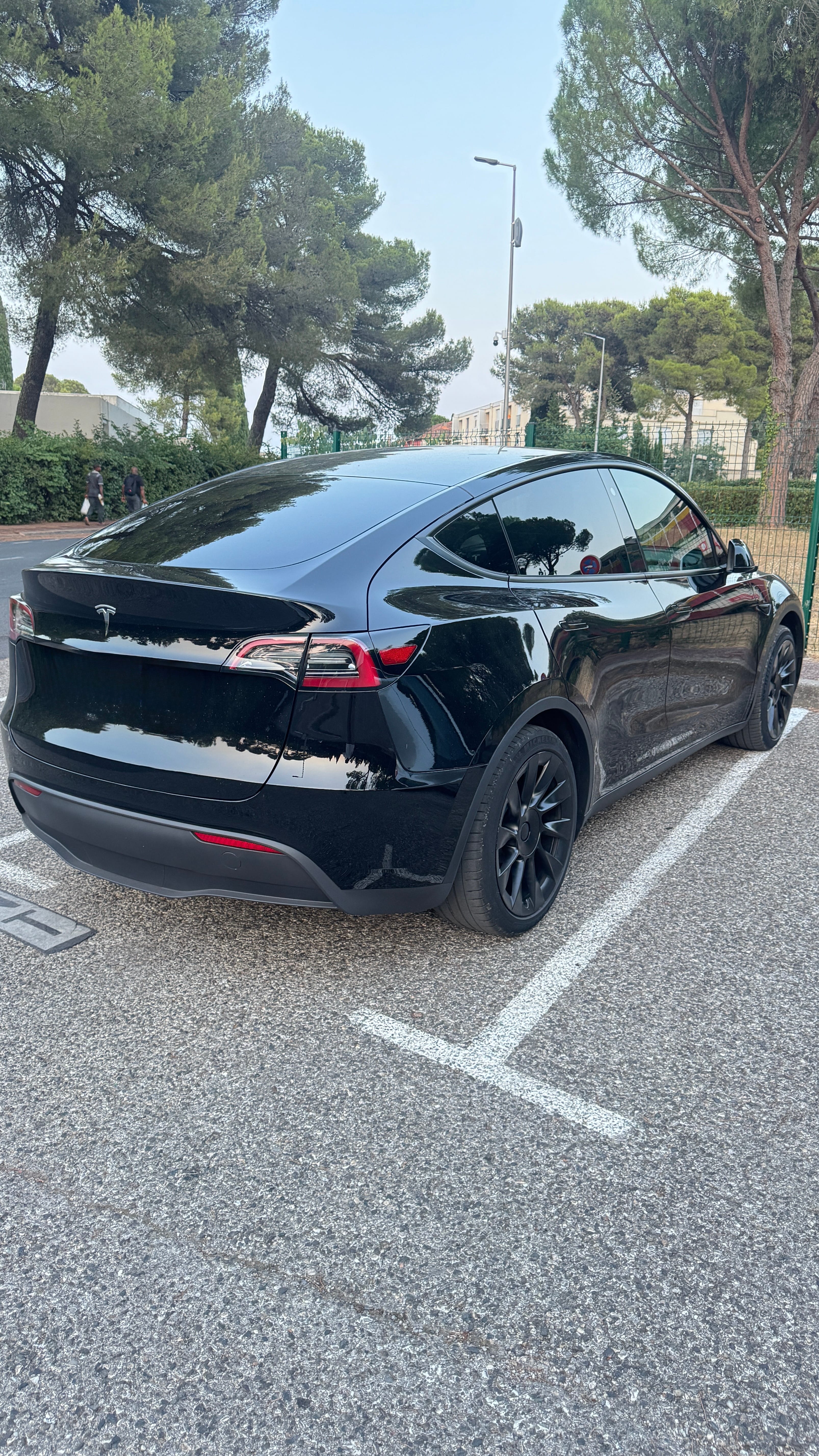 Tesla Model Y met Dashcam