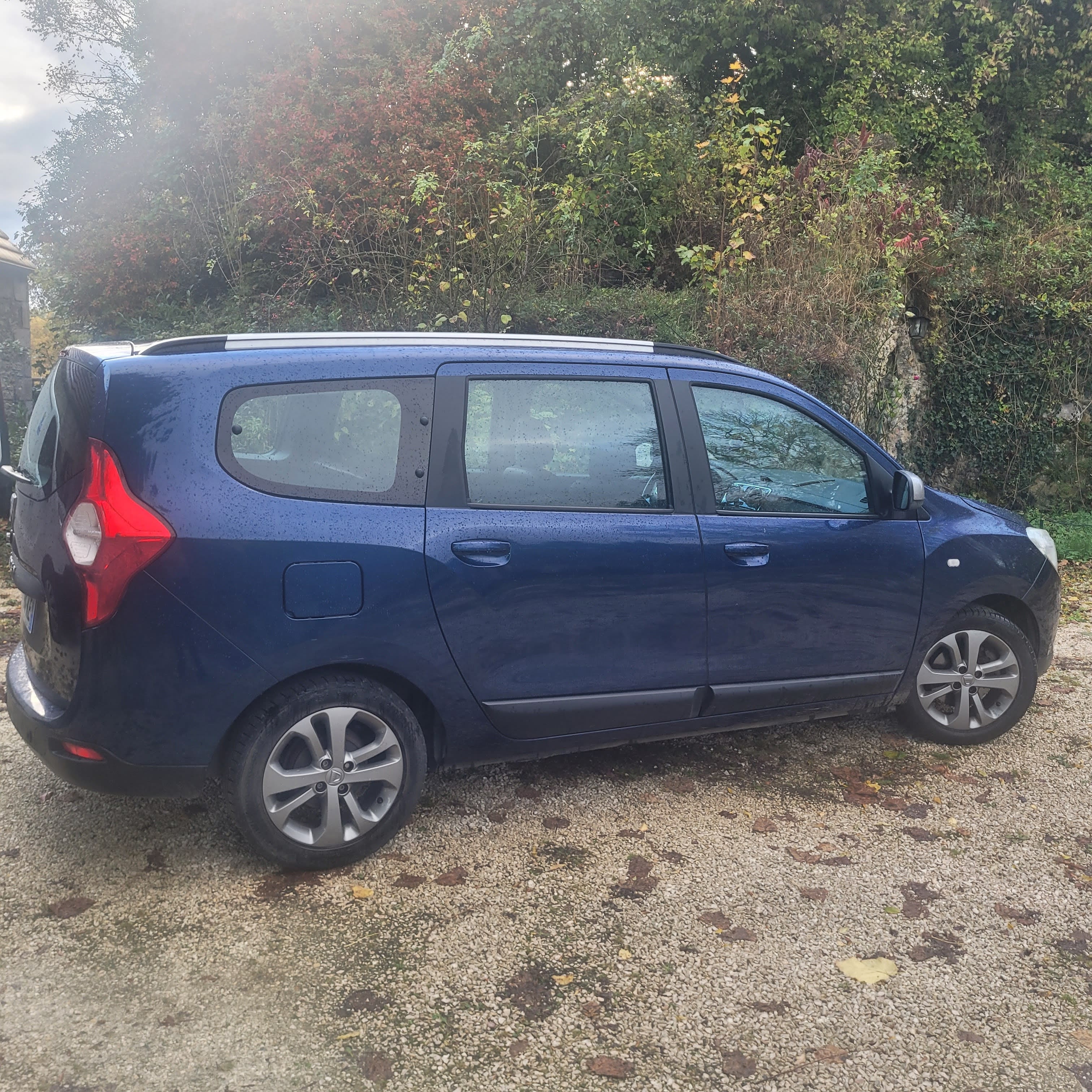 Dacia Lodgy avec Climatisation