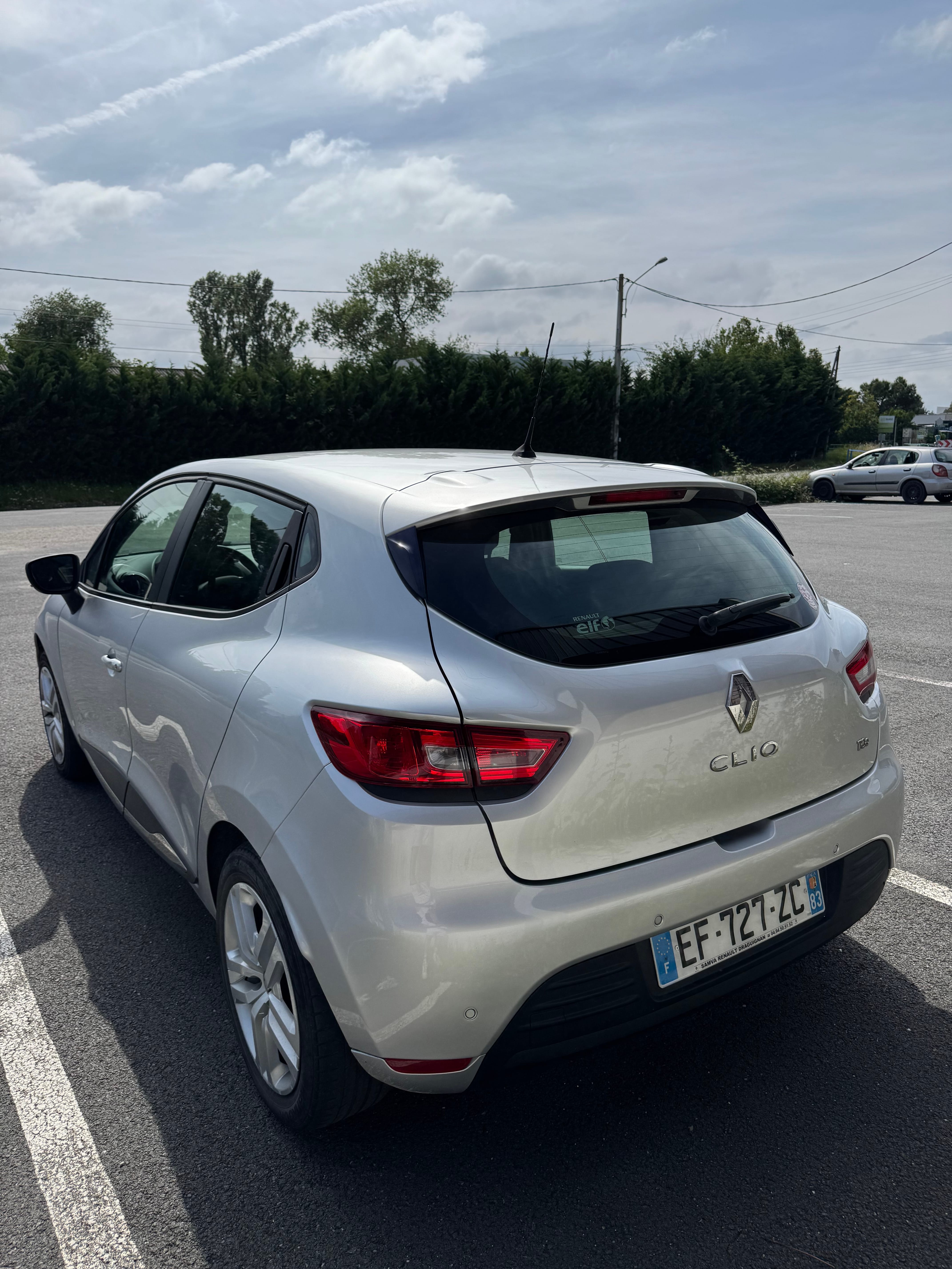 Renault Clio CarPlay/Android Auto avec GPS