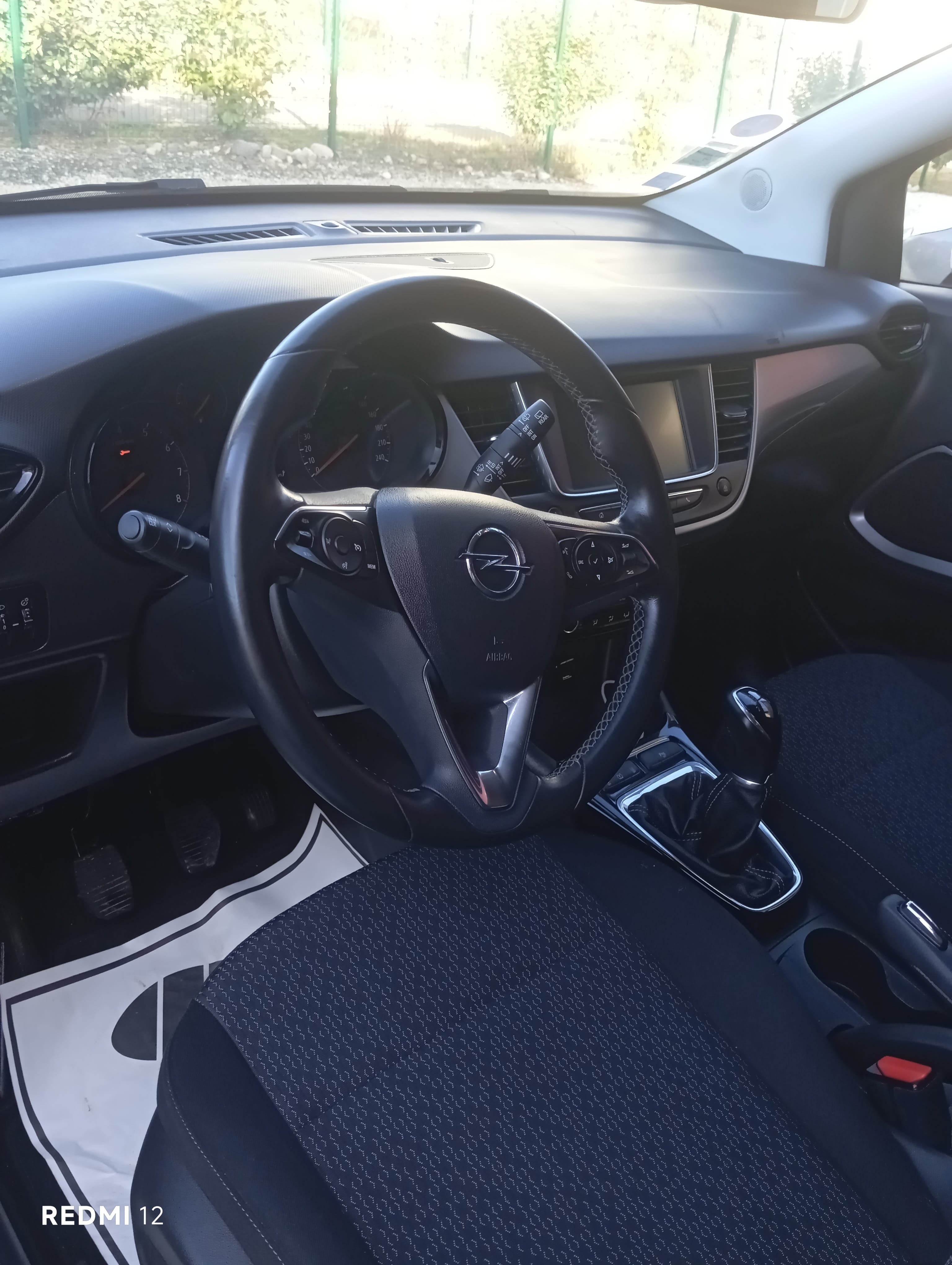 Opel Crossland avec Port USB