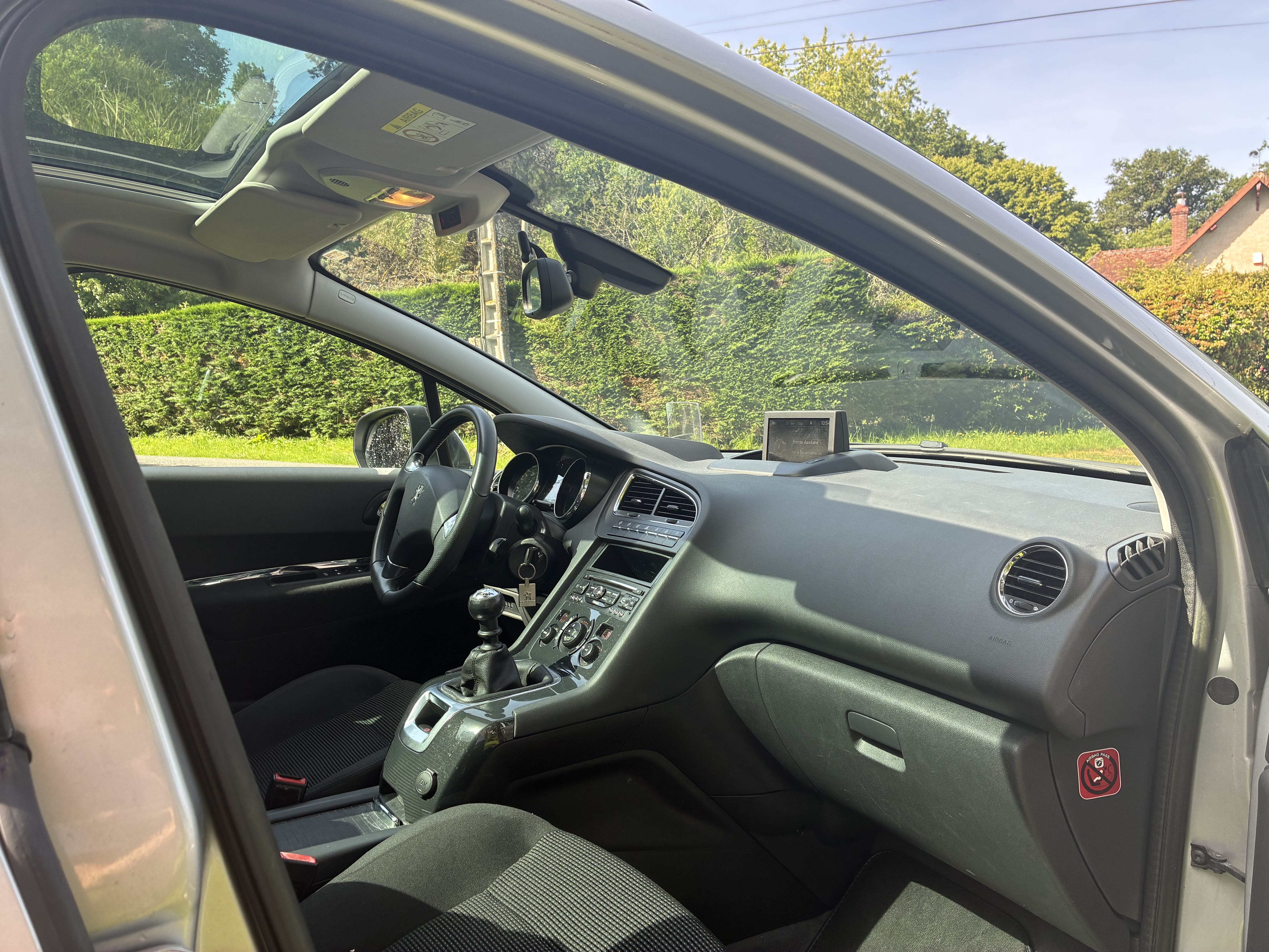 Peugeot 5008 avec Siège bébé