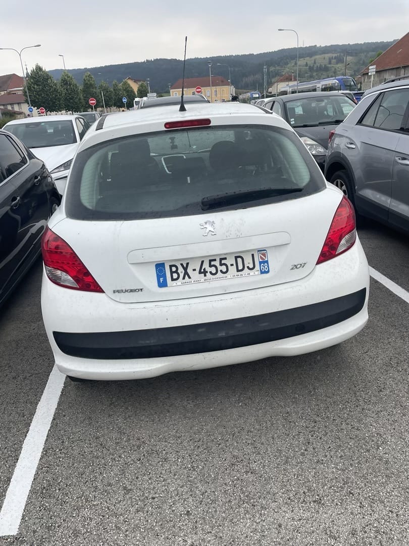 Peugeot 207 avec Régulateur de vitesse