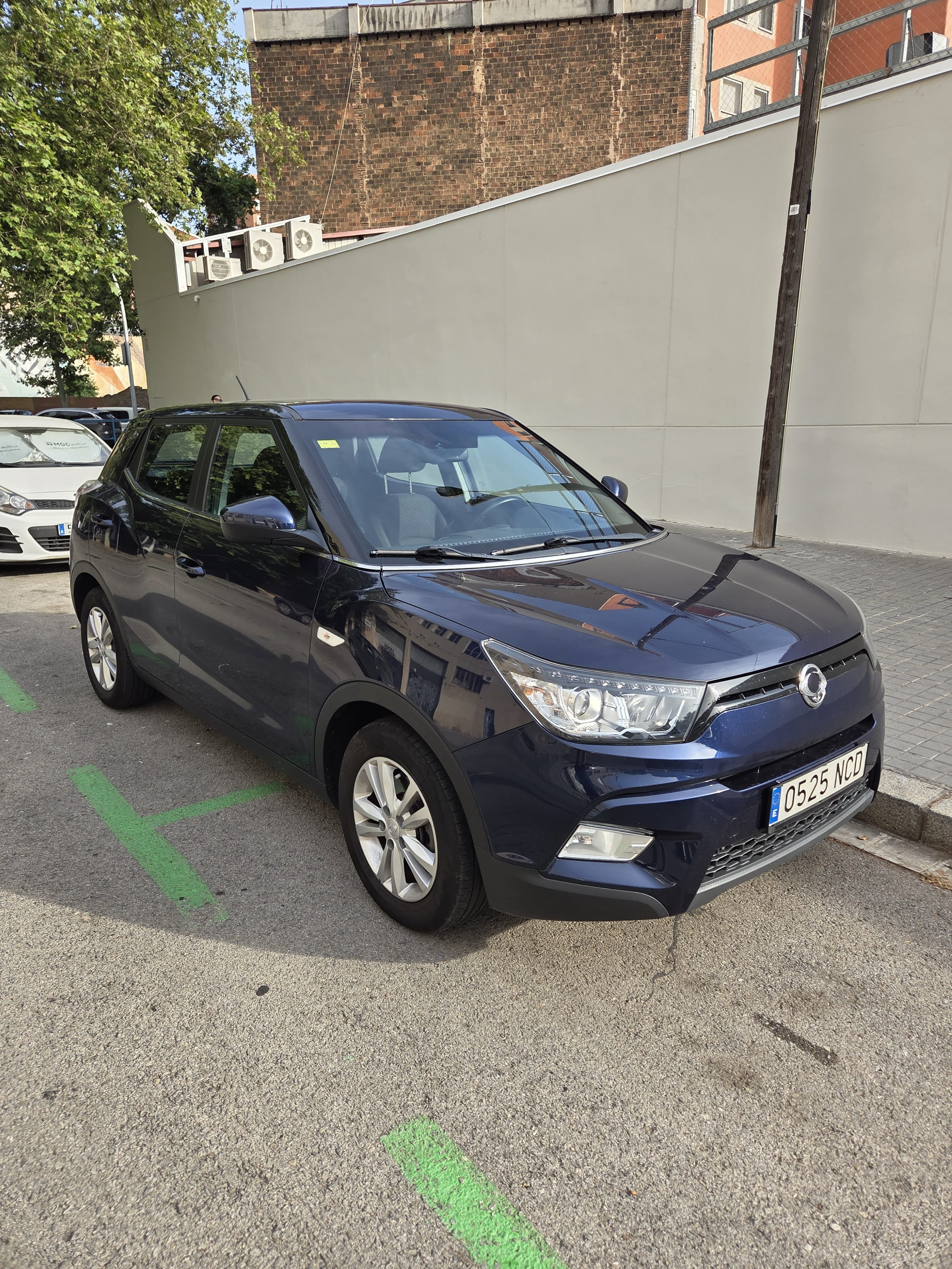 Ssangyong Tivoli, 2015, Gasolina 95