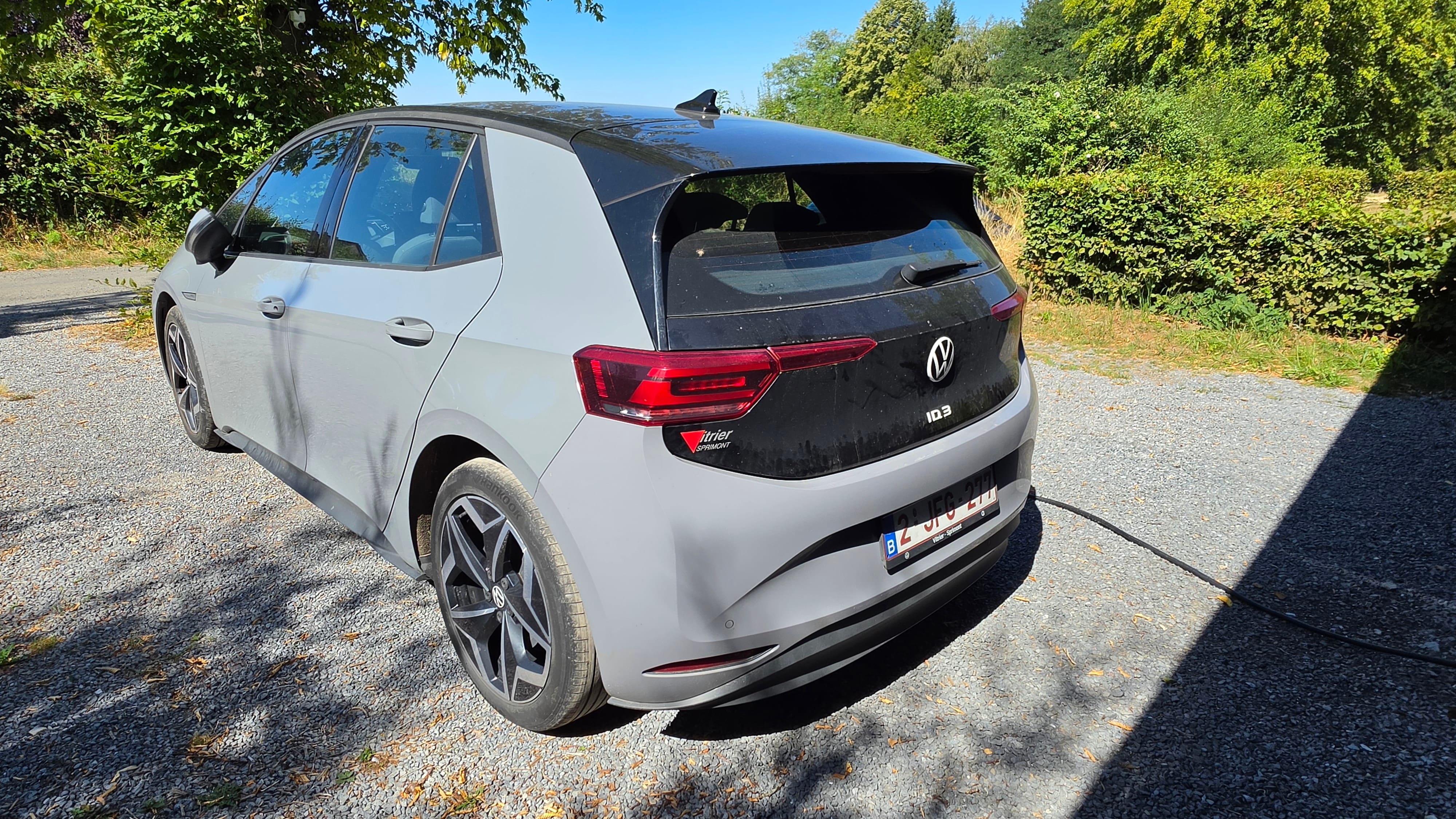 Volkswagen ID.3 Pro with Backup camera