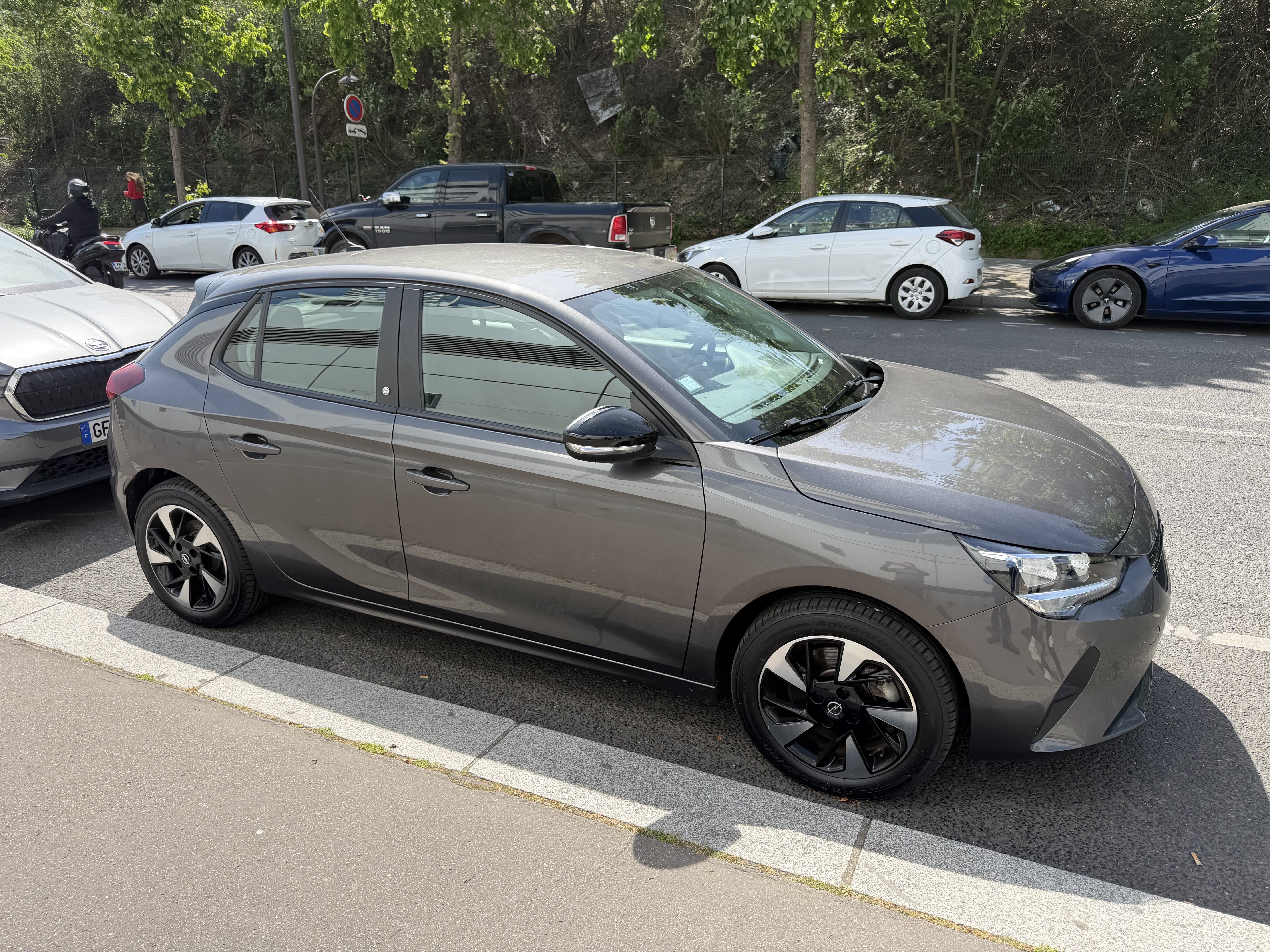 Opel Corsa  Opel Corsa électrique – Confort, autonomie et simplicité ! avec Climatisation