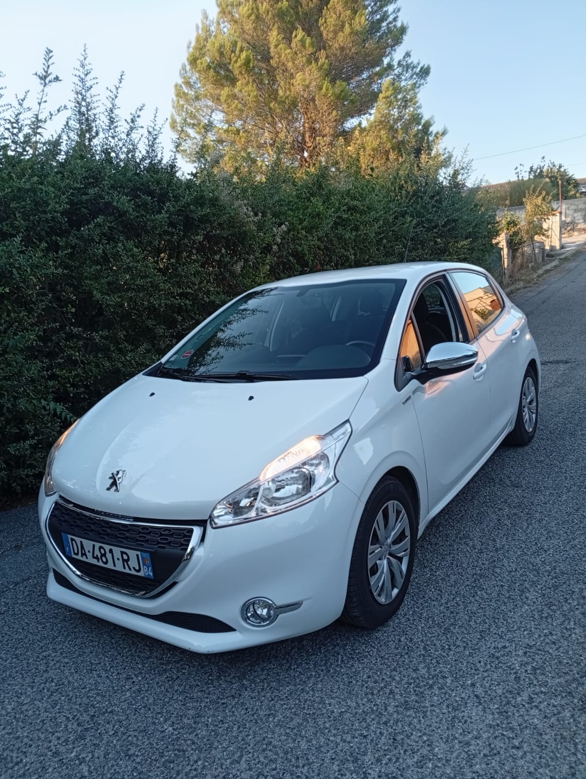 Peugeot 208, 2013, Essence 98