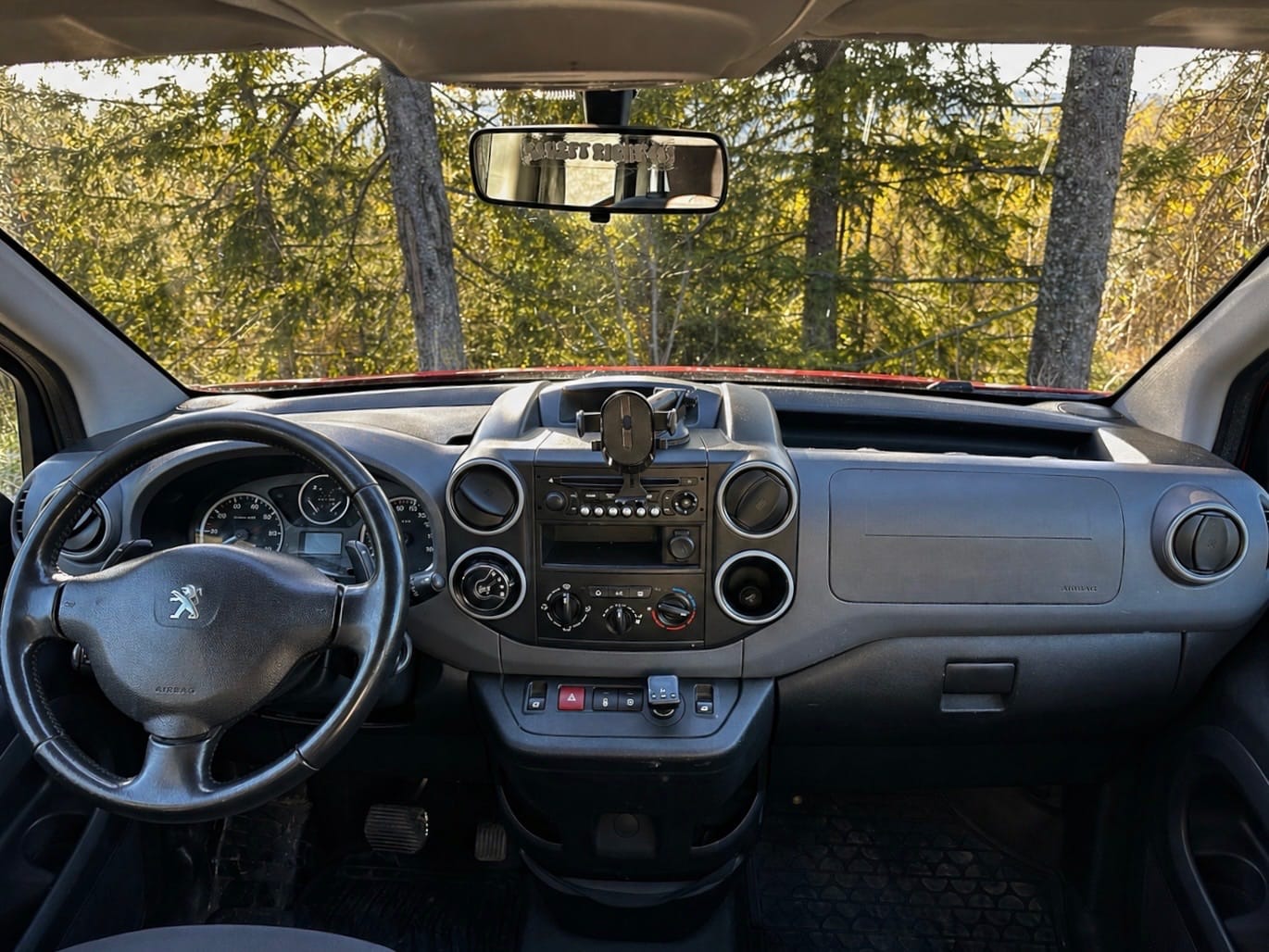 Peugeot Partner med Bluetooth audio