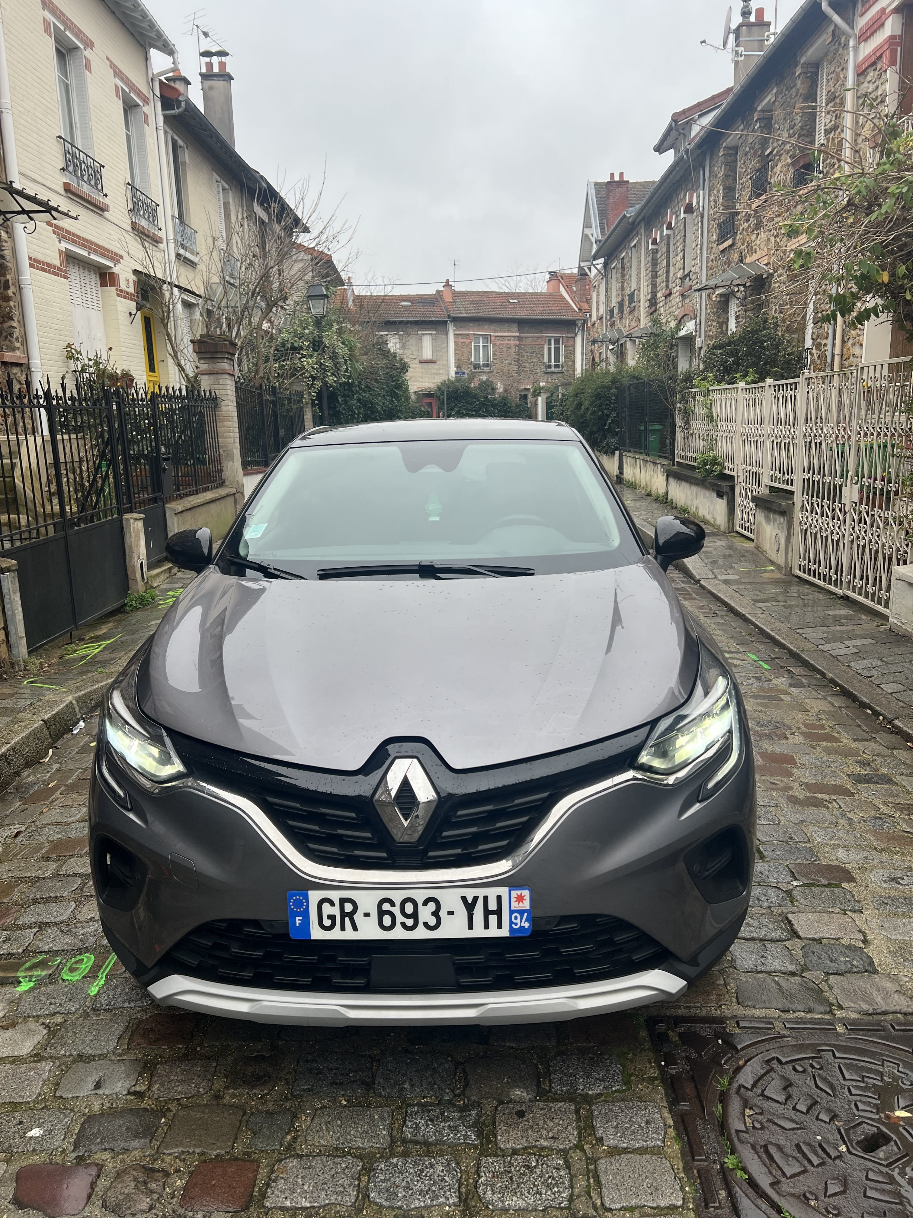 Renault Captur, 2023, Essence 95