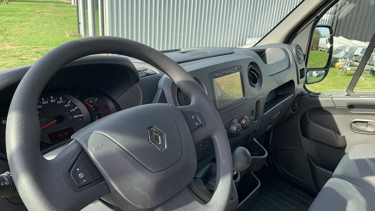 Renault Master avec Siège bébé