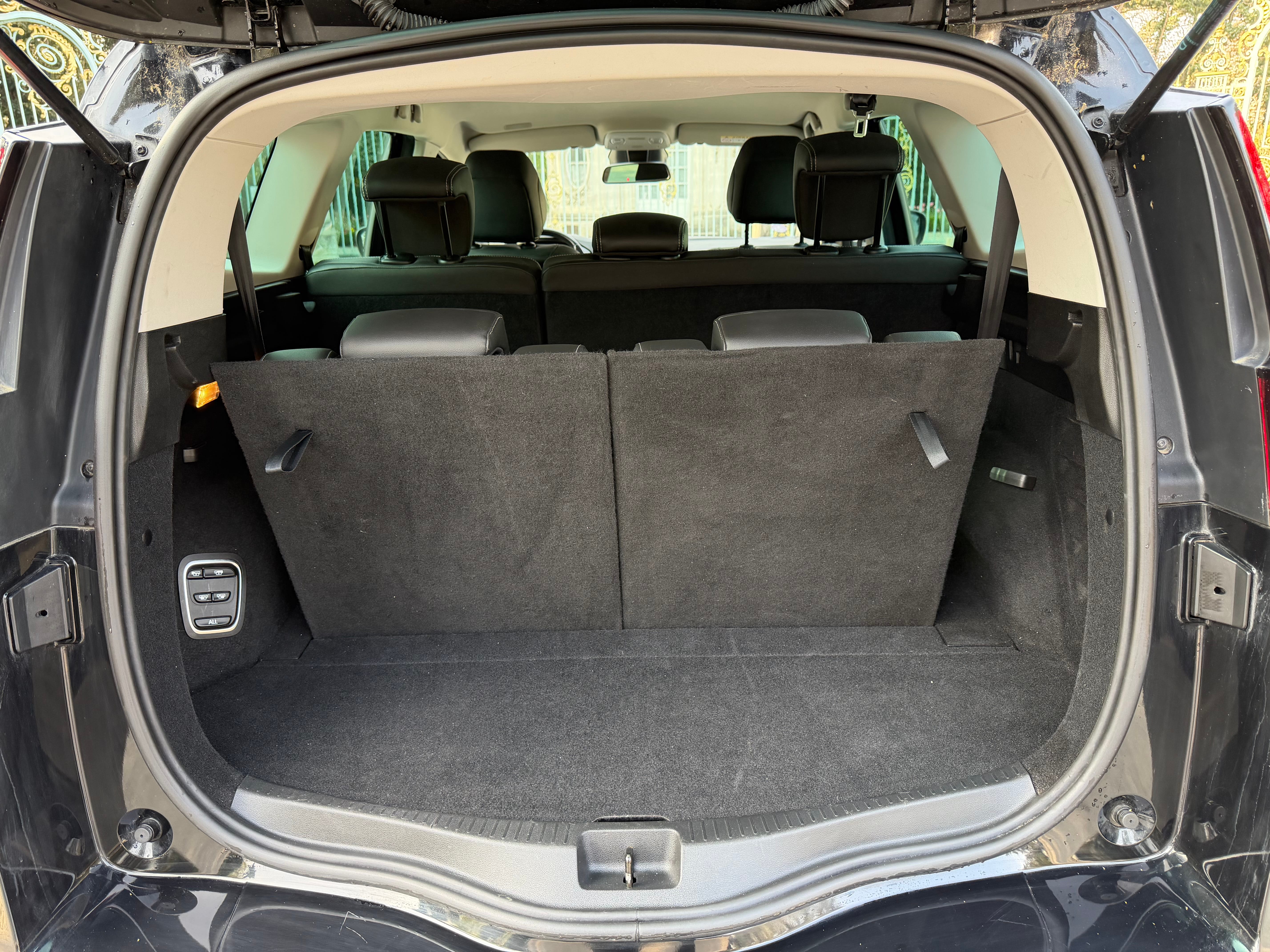 Renault Grand Scenic 140 Intens EDC7 mit Bluetooth-Audio