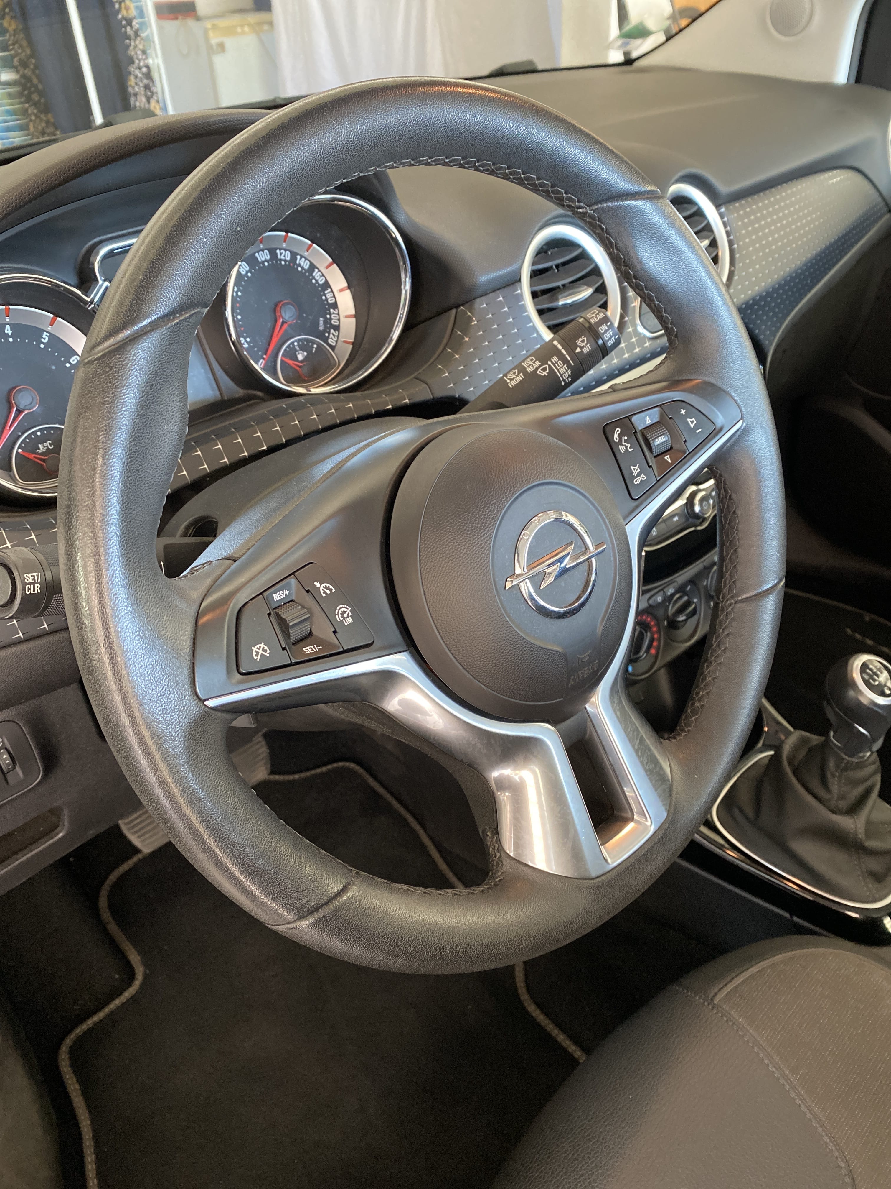 Opel Adam