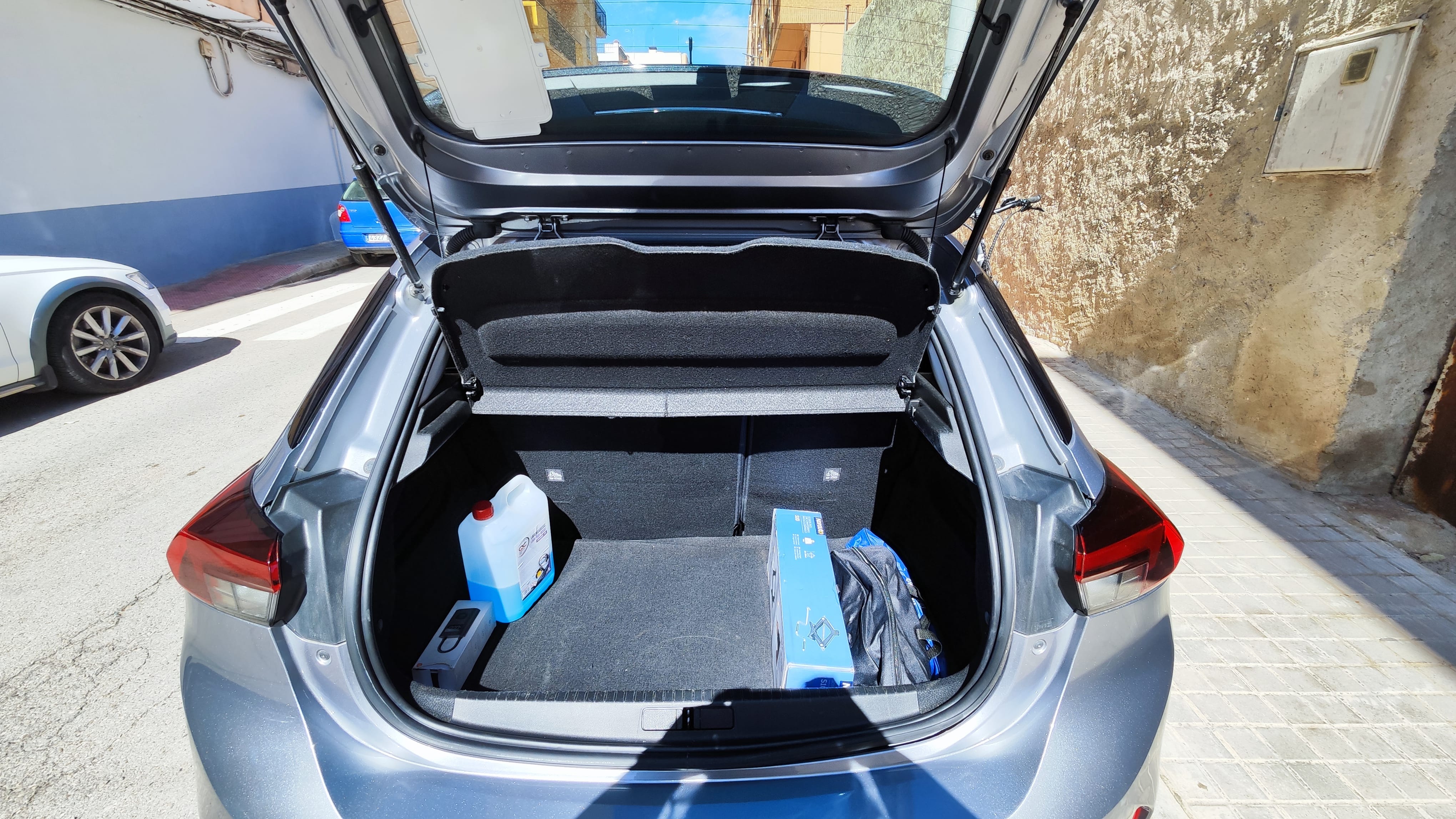 Opel Corsa F con Audio Bluetooth