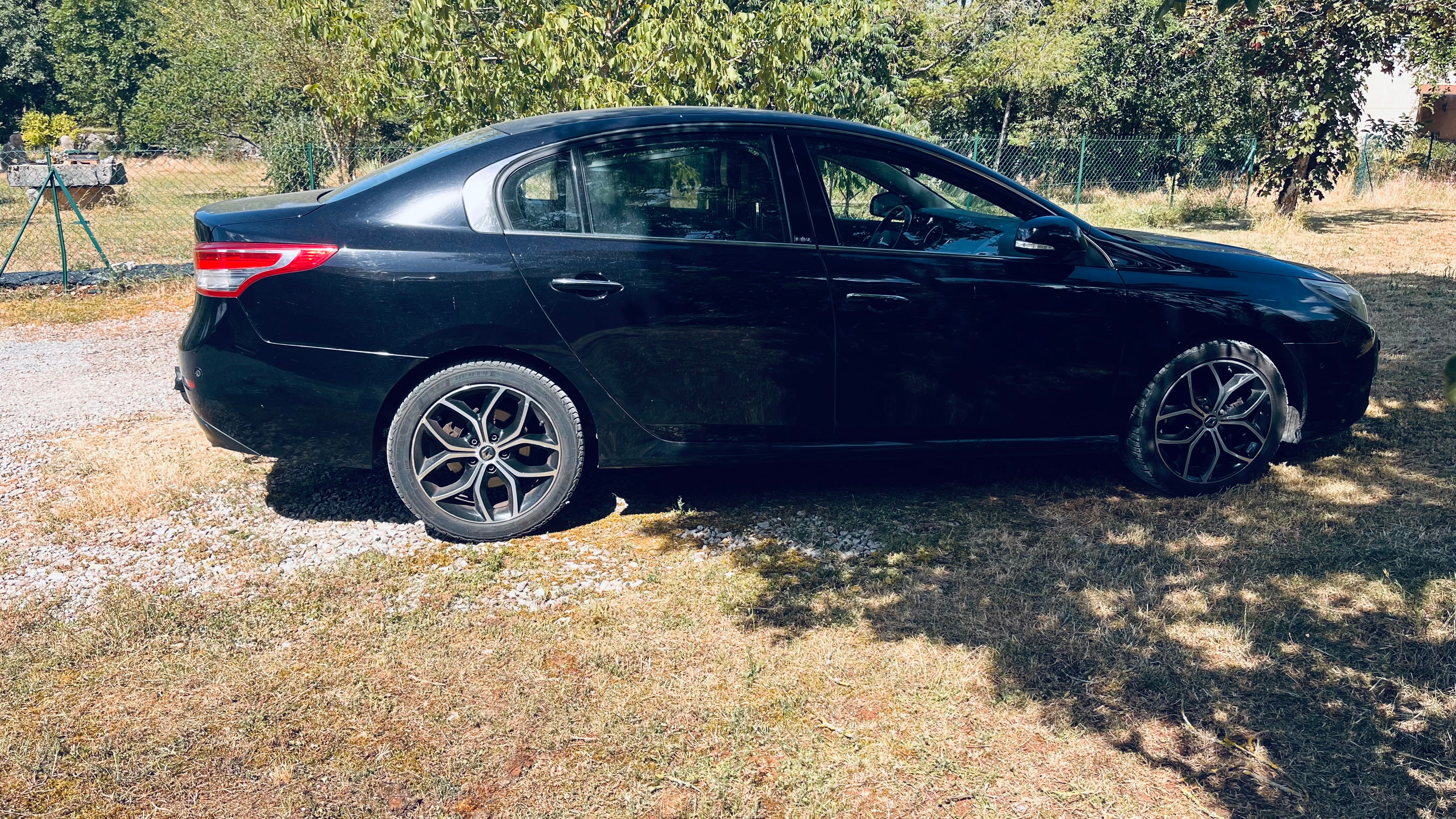 Renault Latitude avec Climatisation