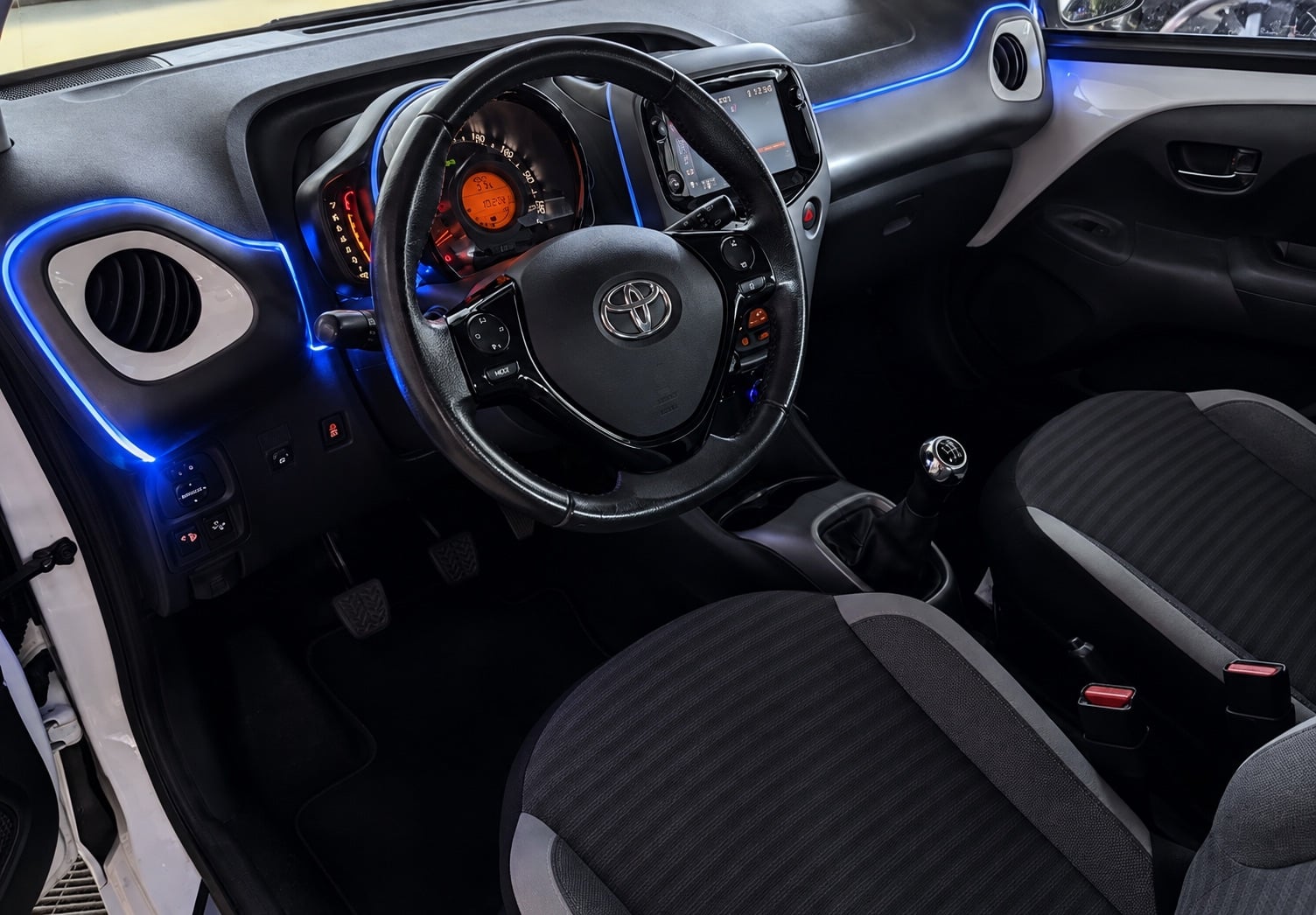 Toyota Aygo 1.0 VVTI avec GPS
