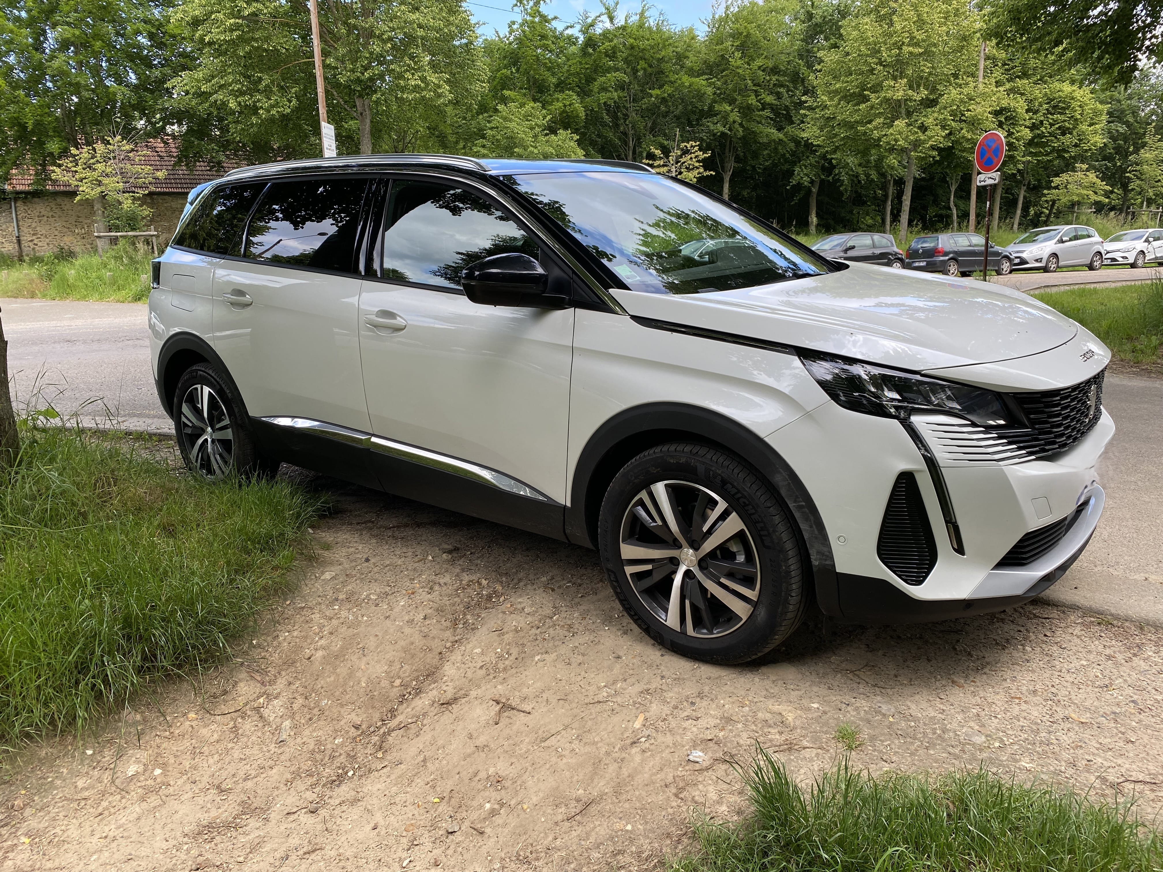 Peugeot 5008 avec Climatisation