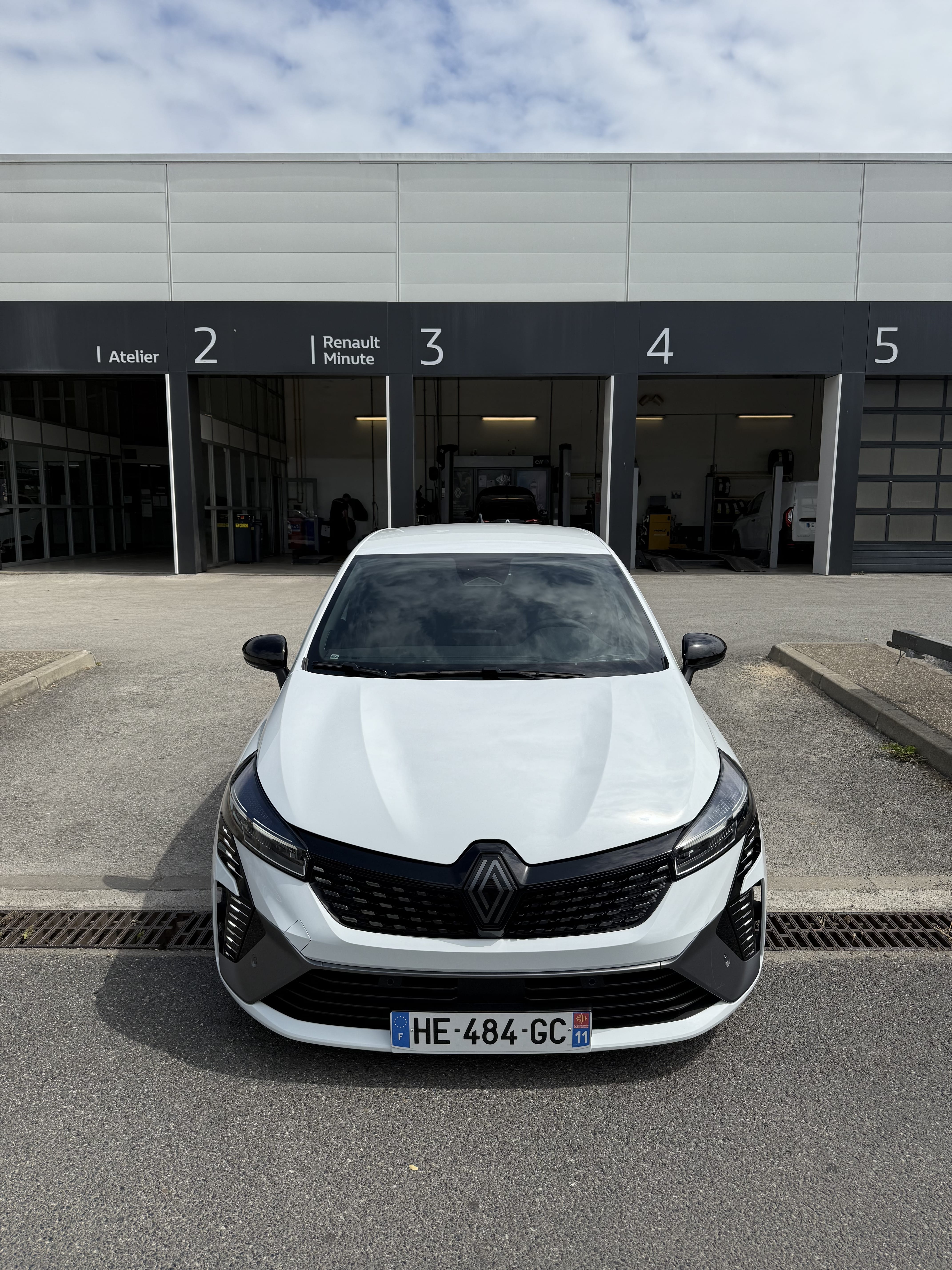 Renault Clio, 2025, Essence 98