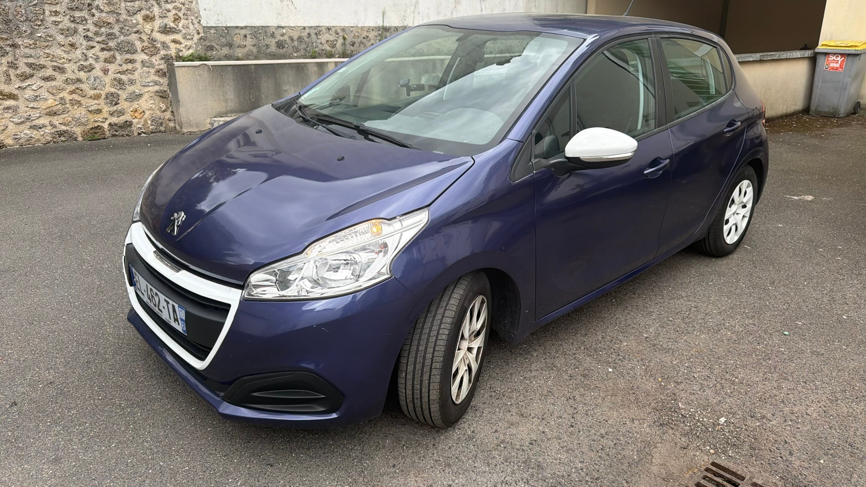Peugeot 208, 2017, Essence 95