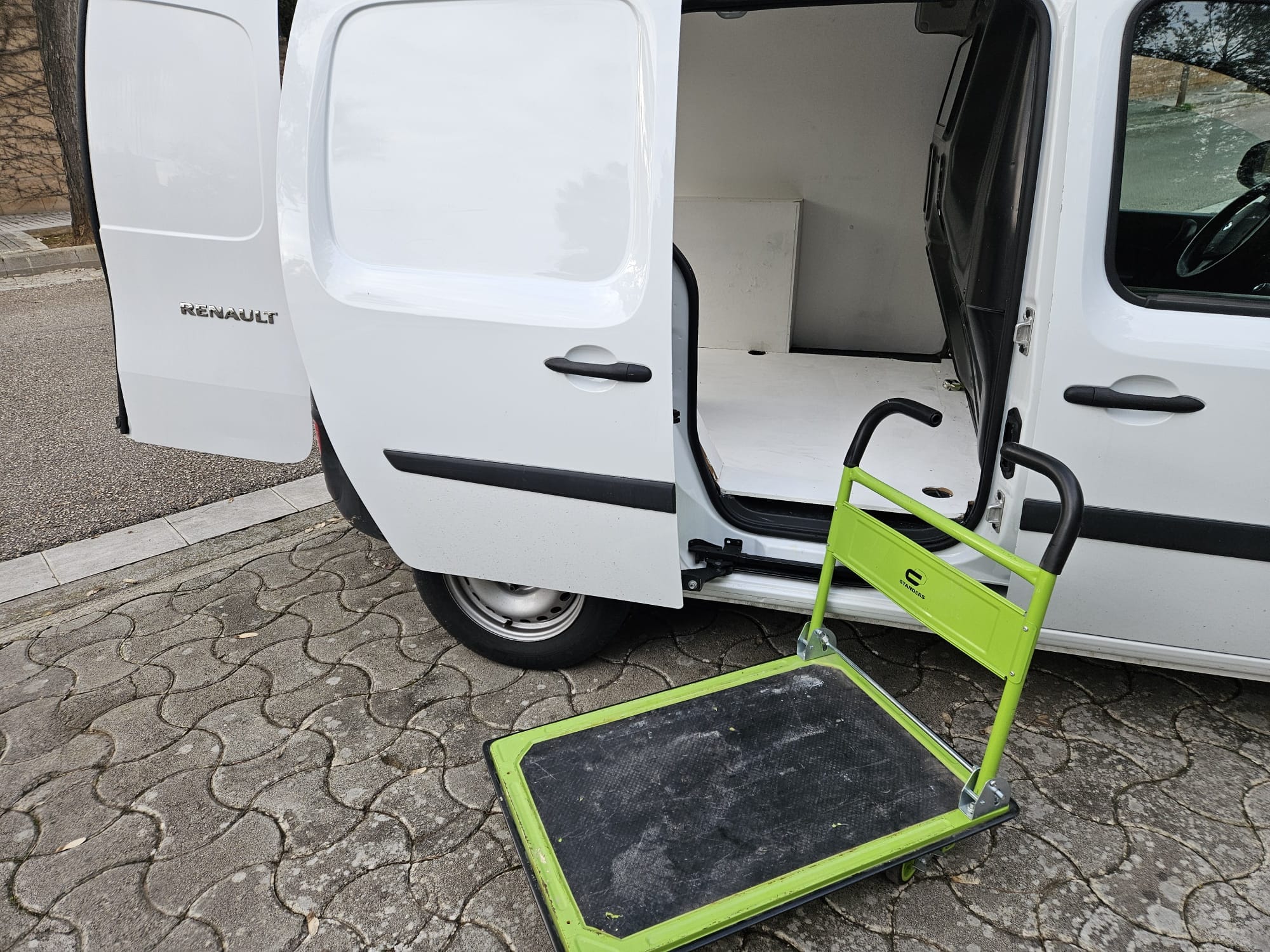 Renault Kangoo Furgoneta RENAULT KANGOO EXPRESS 1.5 DCI 95CV PROFESIONAL