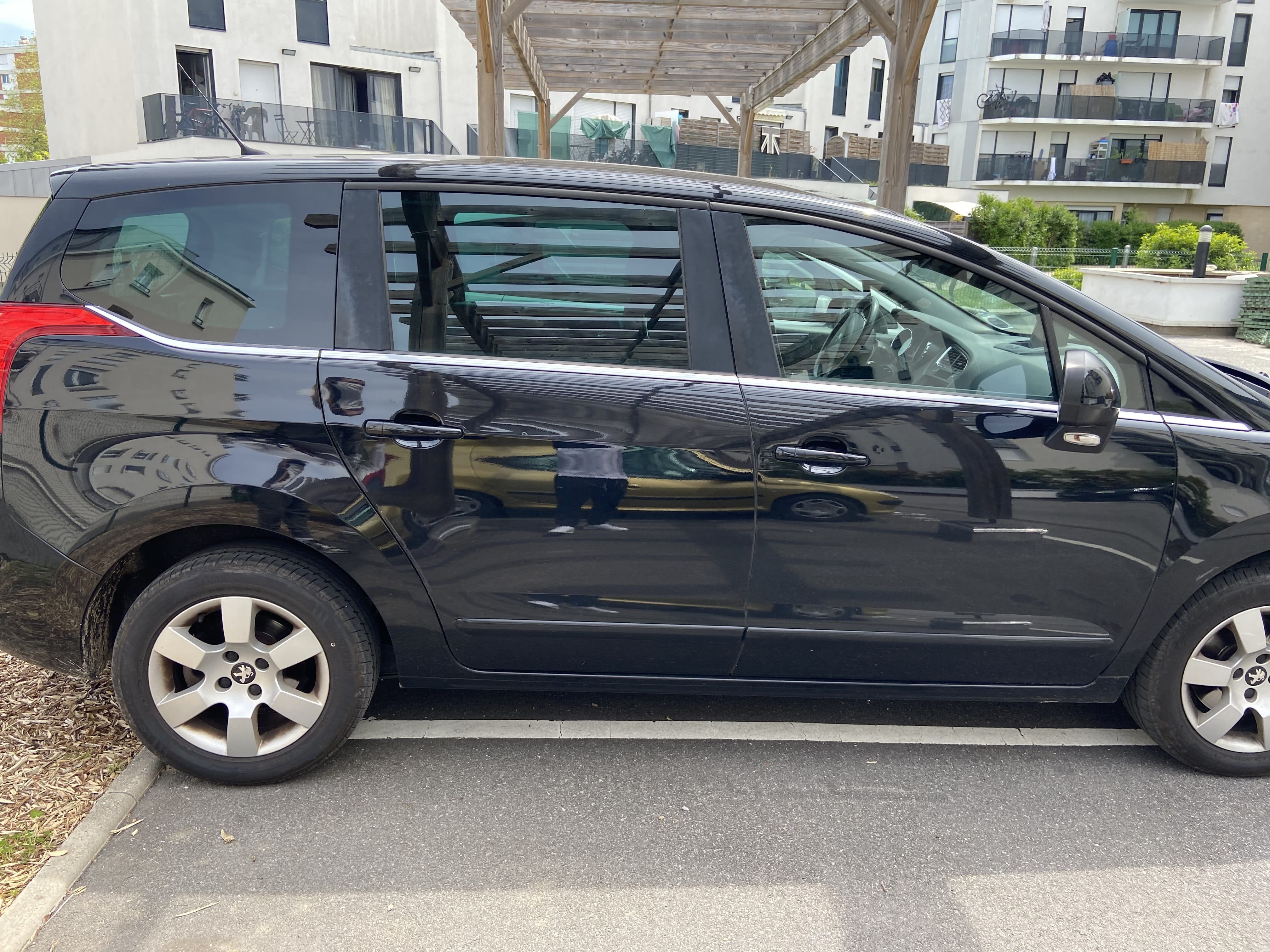 Peugeot 5008 avec Climatisation