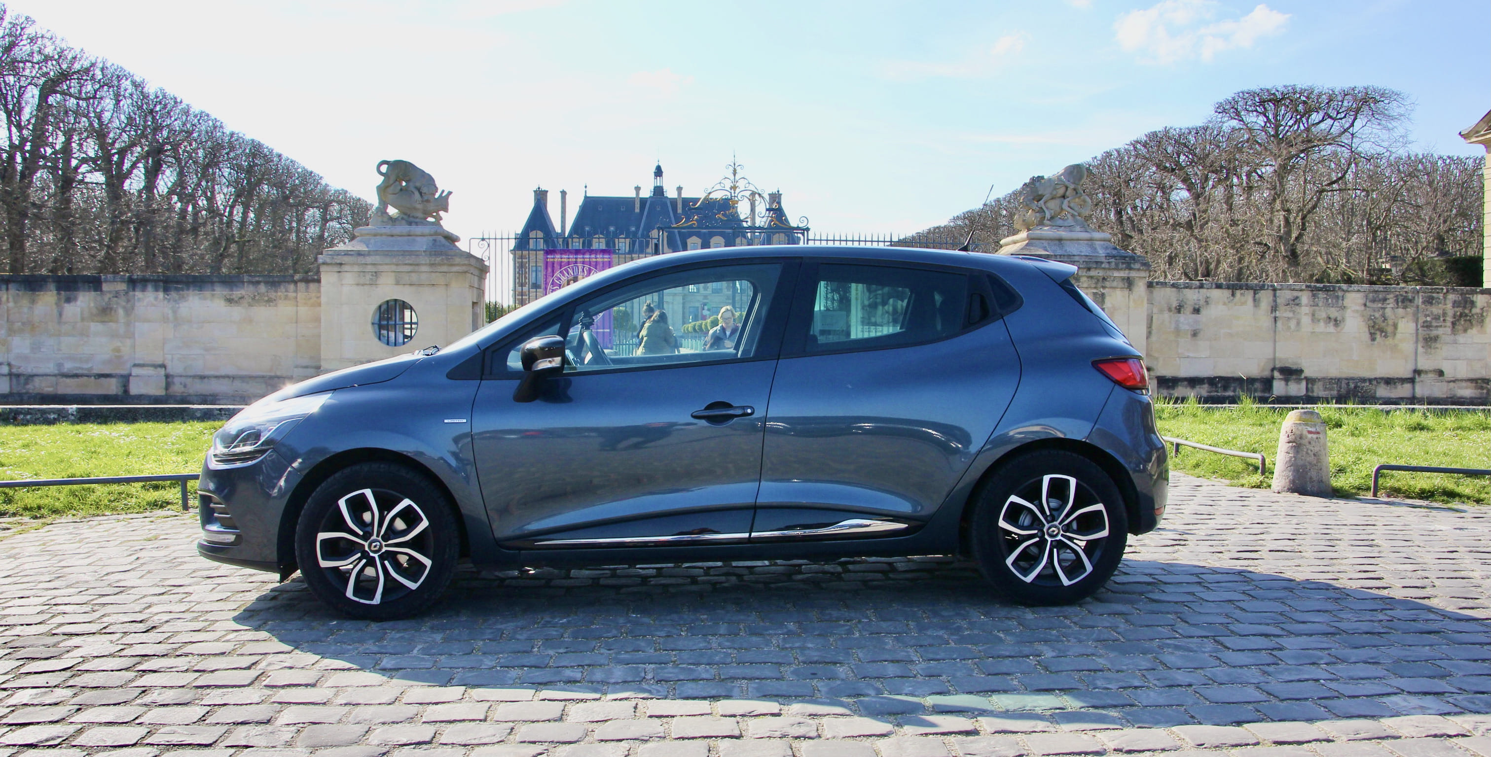Renault Clio avec Climatisation