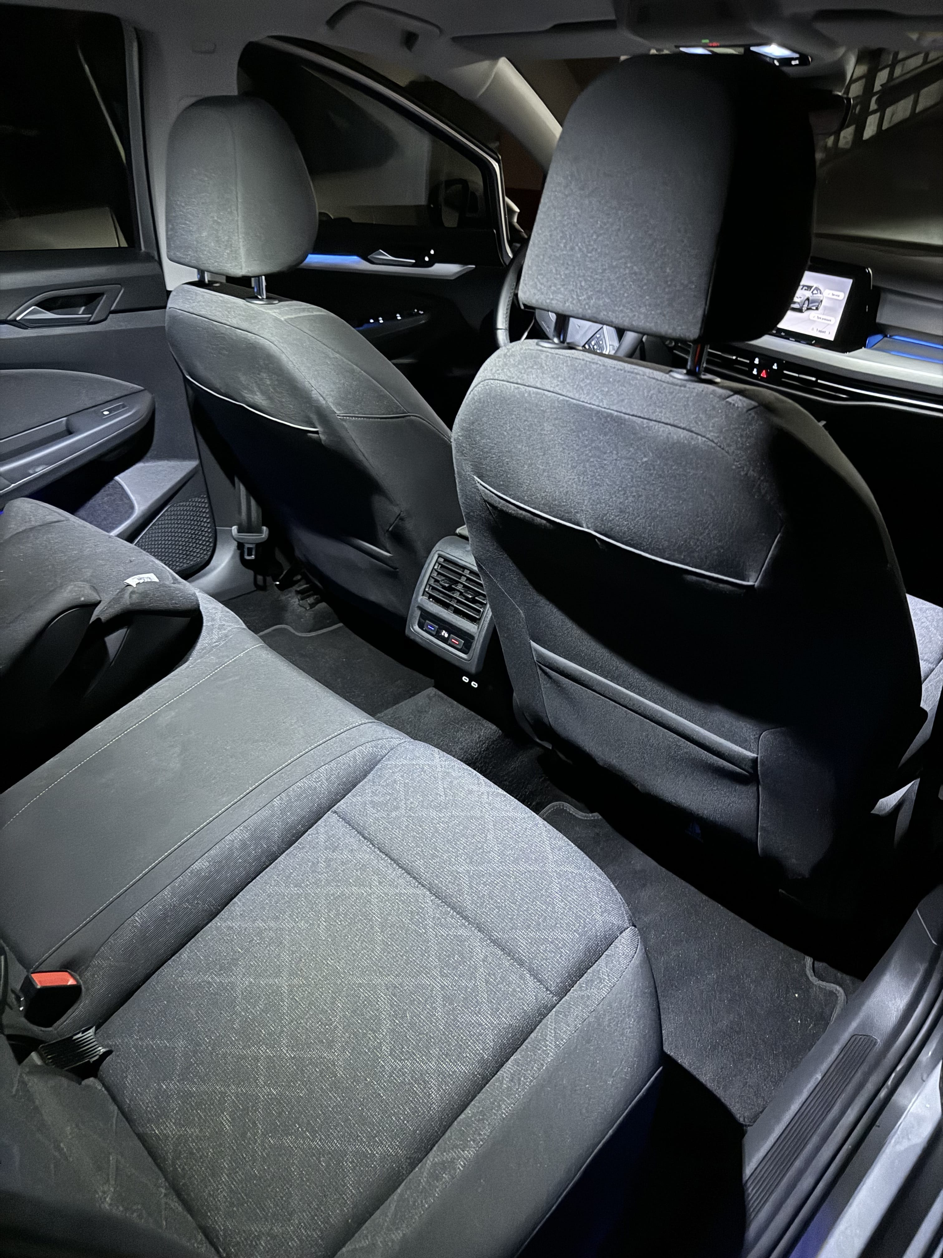 Volkswagen Golf con Silla infantil