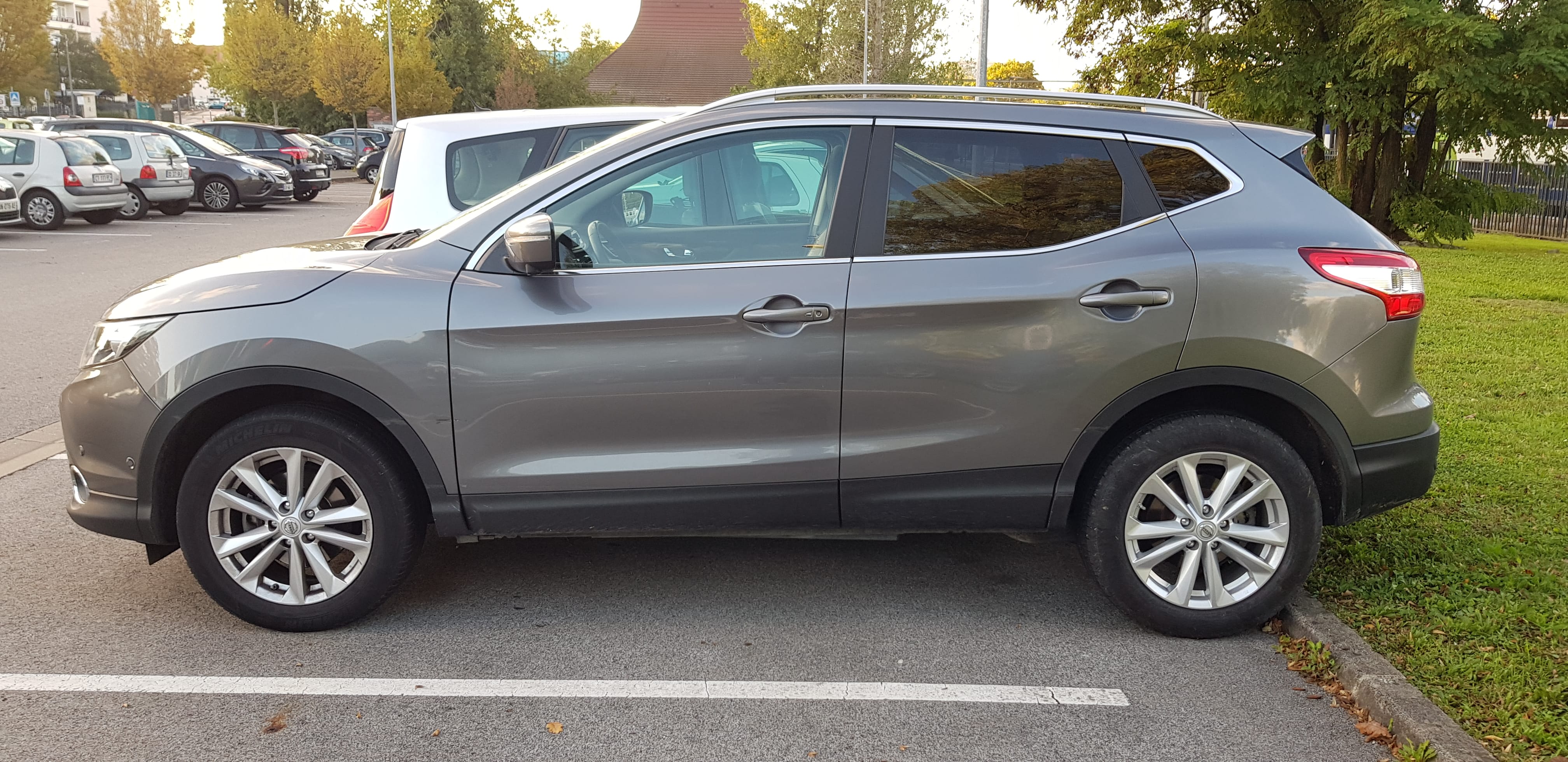Nissan Qashqai avec Climatisation