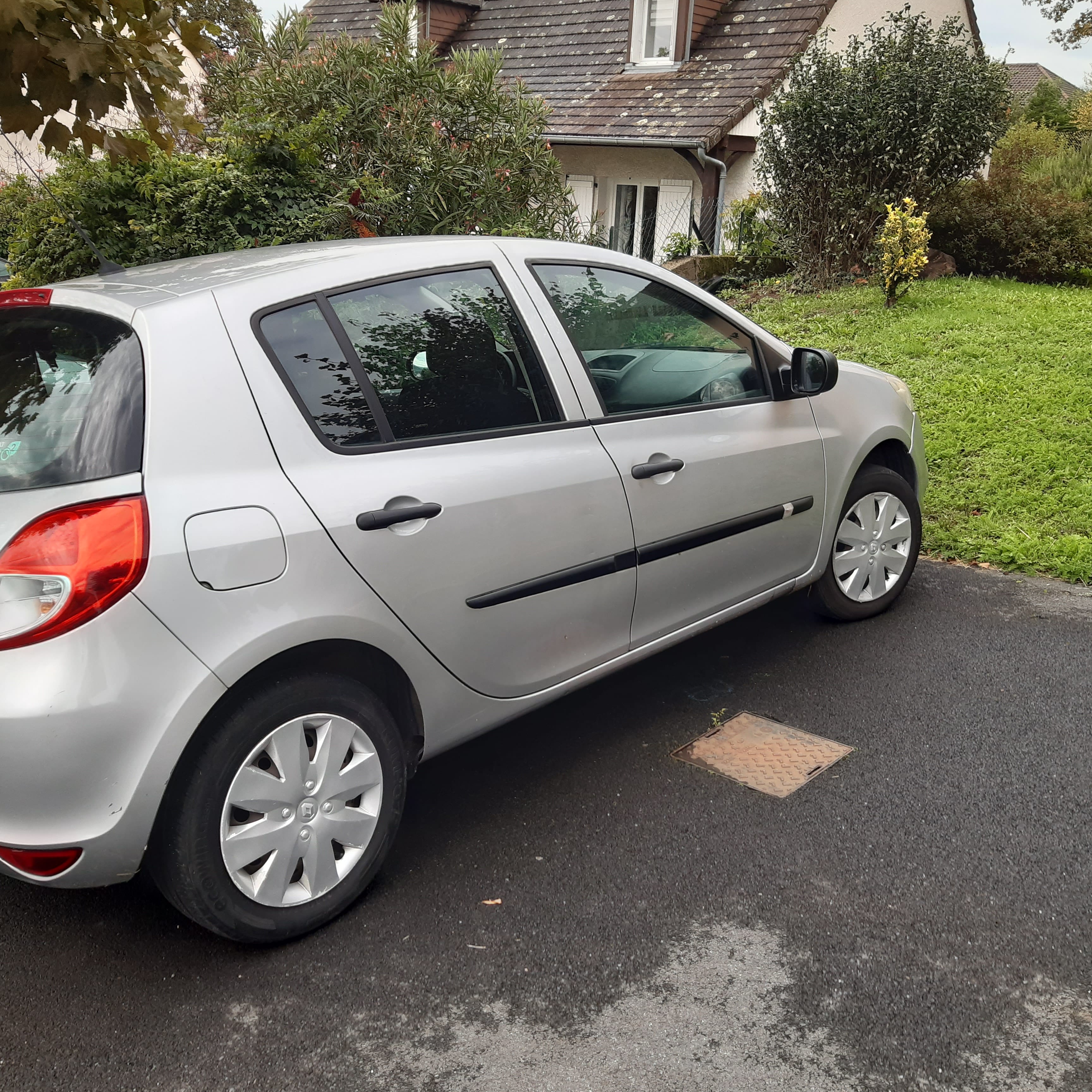 Renault Clio 1.5 DCI eco 2 avec Climatisation