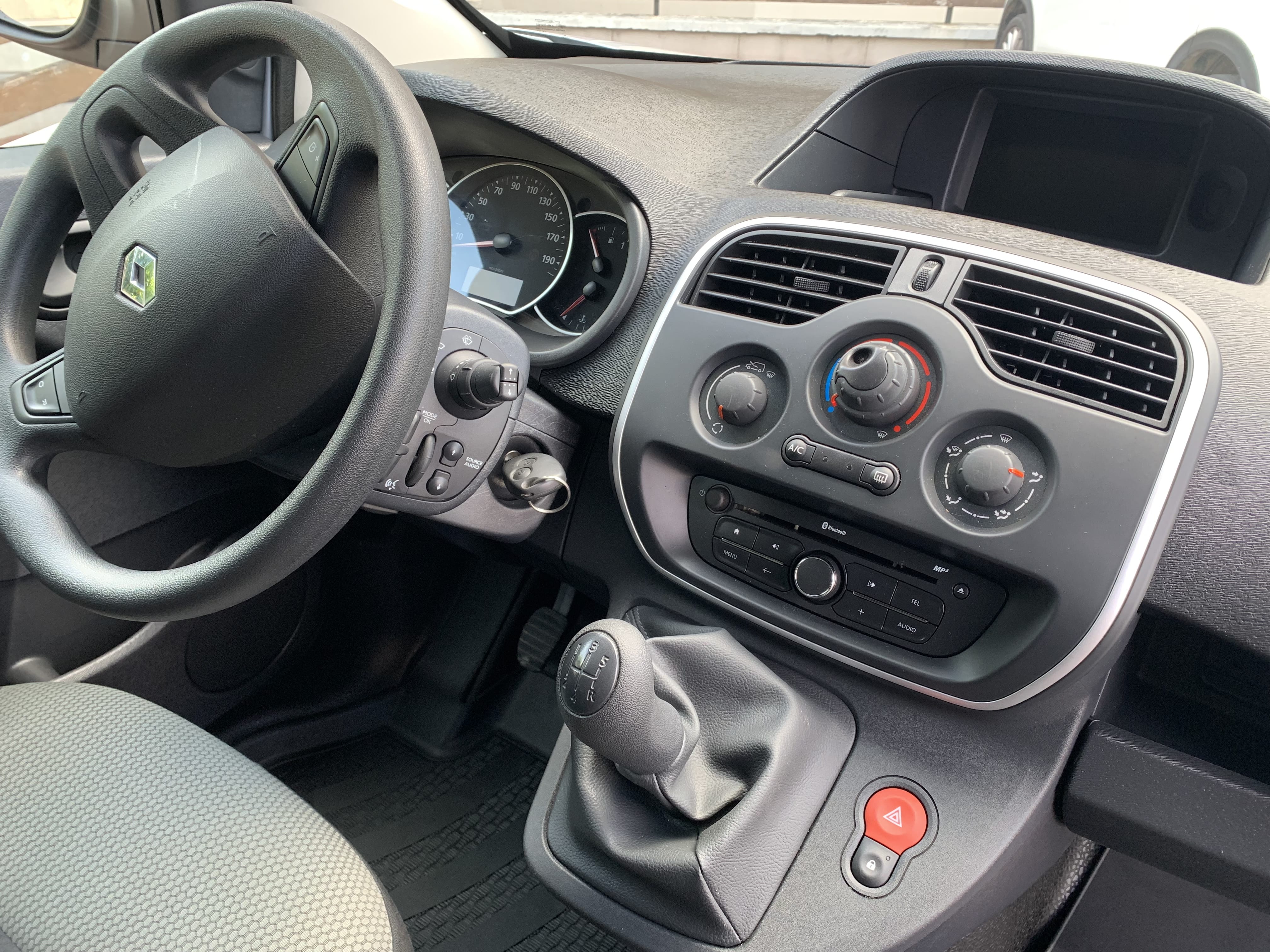 Renault Kangoo Express avec Entrée audio / iPod