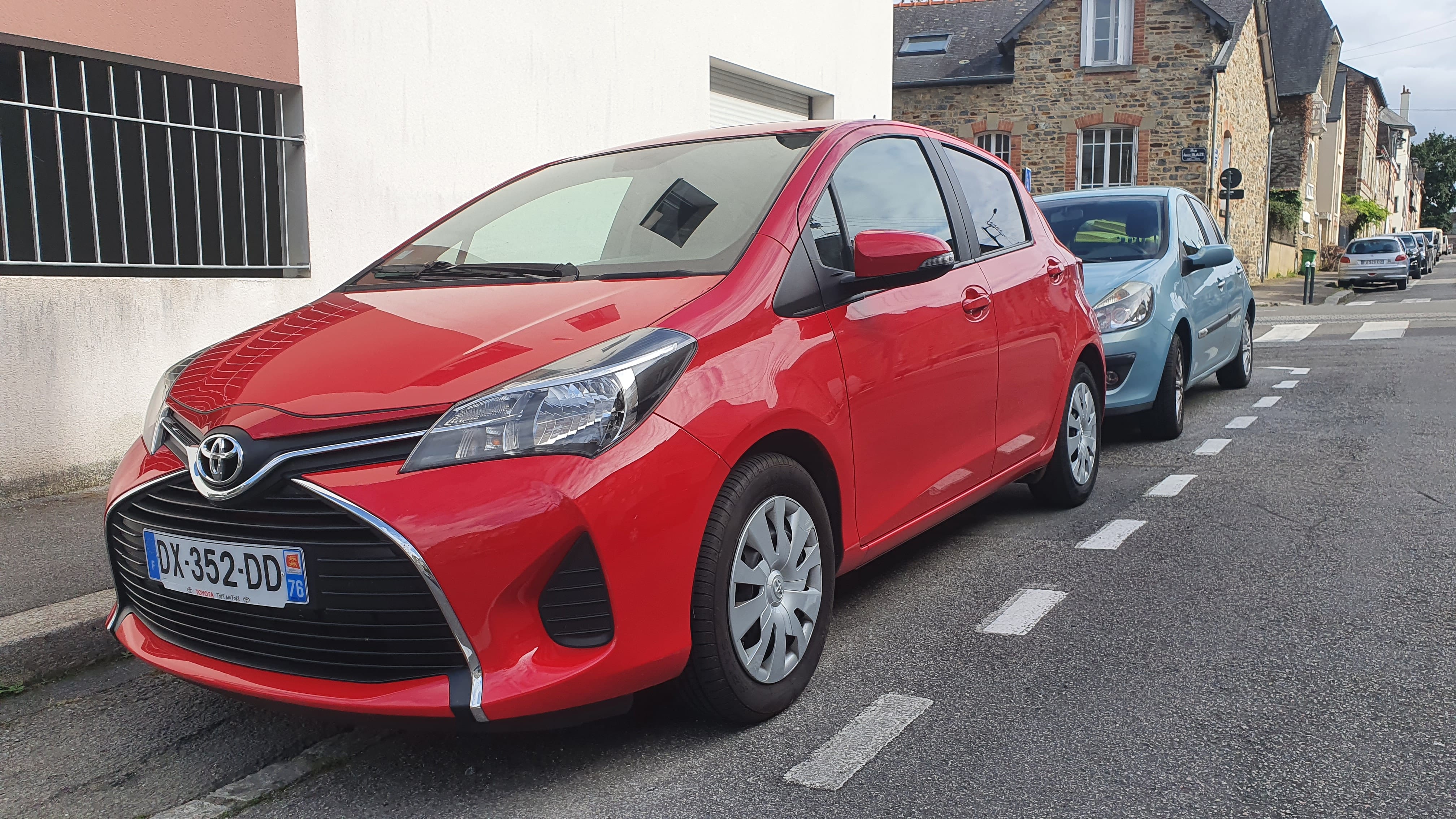 Toyota Yaris III France, 2015, Essence 95