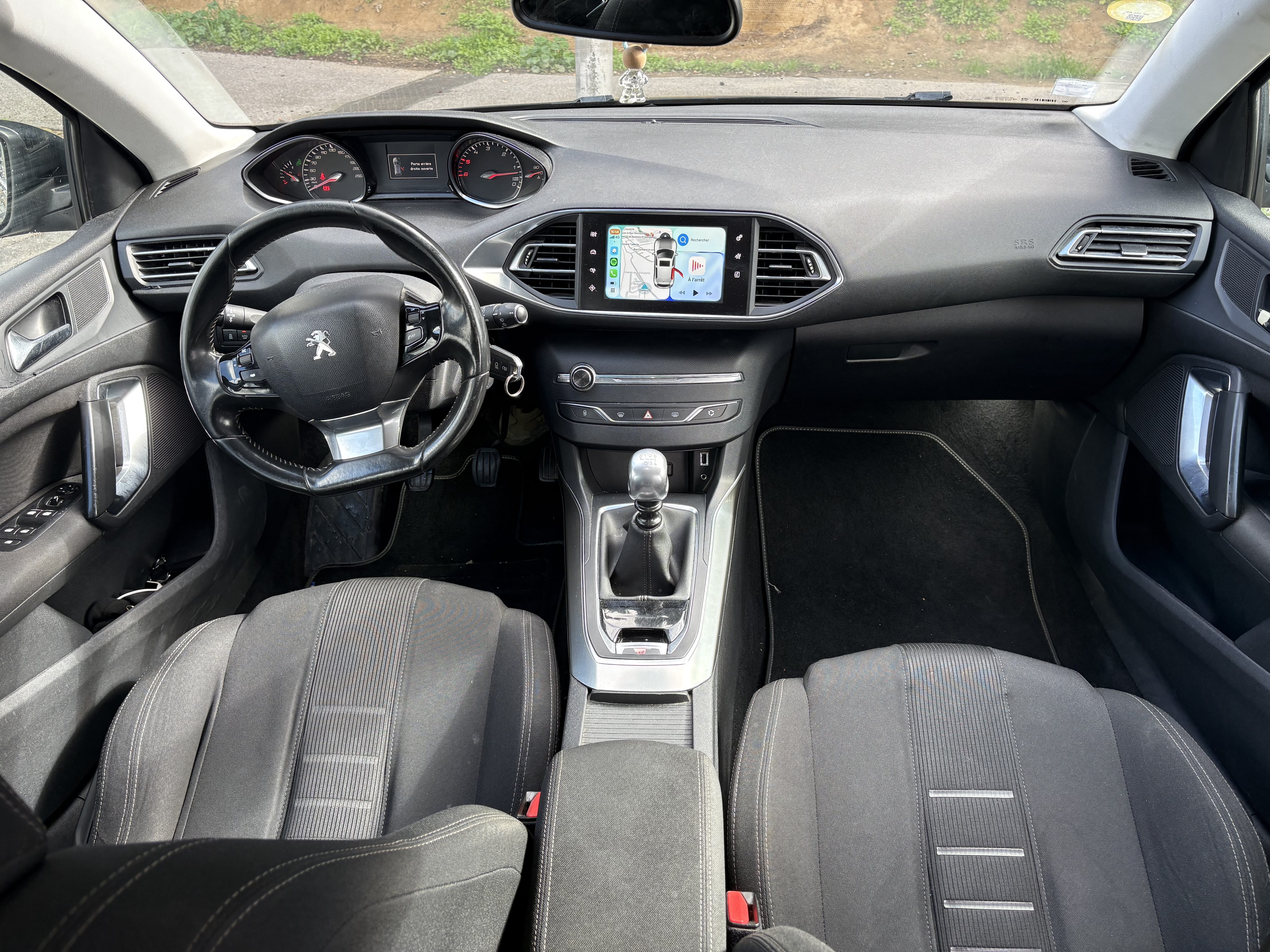 Peugeot 308 avec GPS