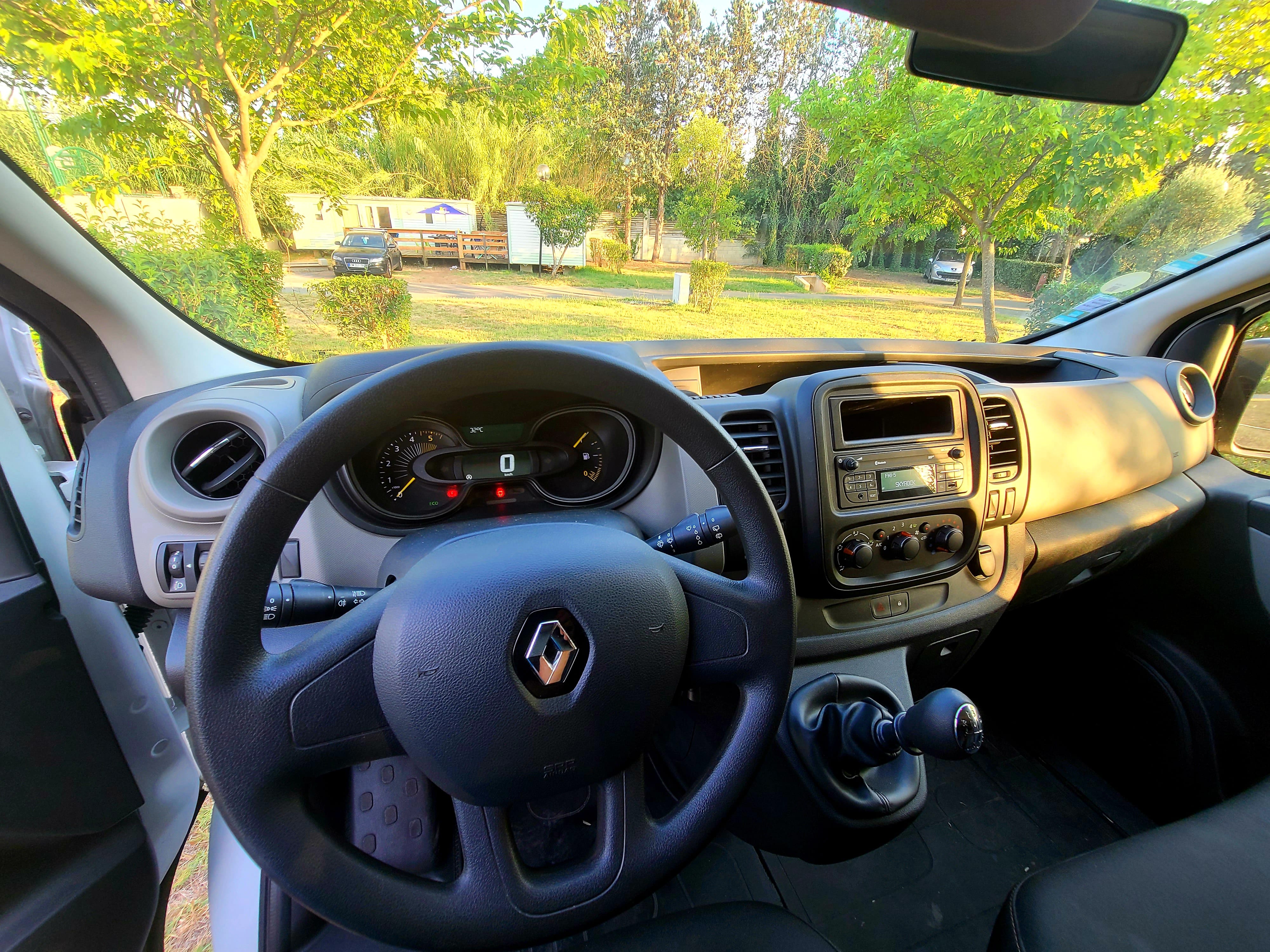 Renault Trafic Passenger