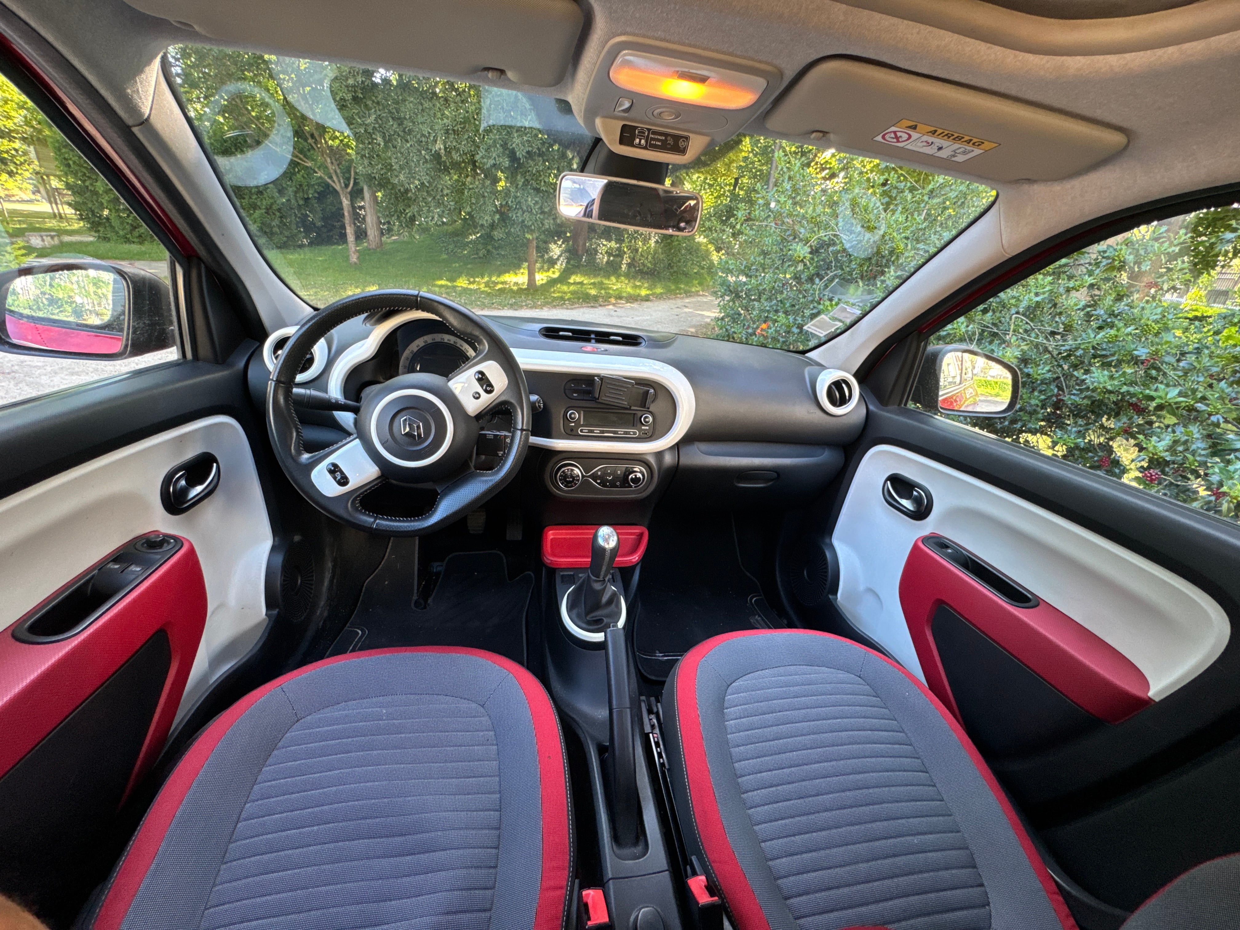 Renault Twingo III avec Audio Bluetooth