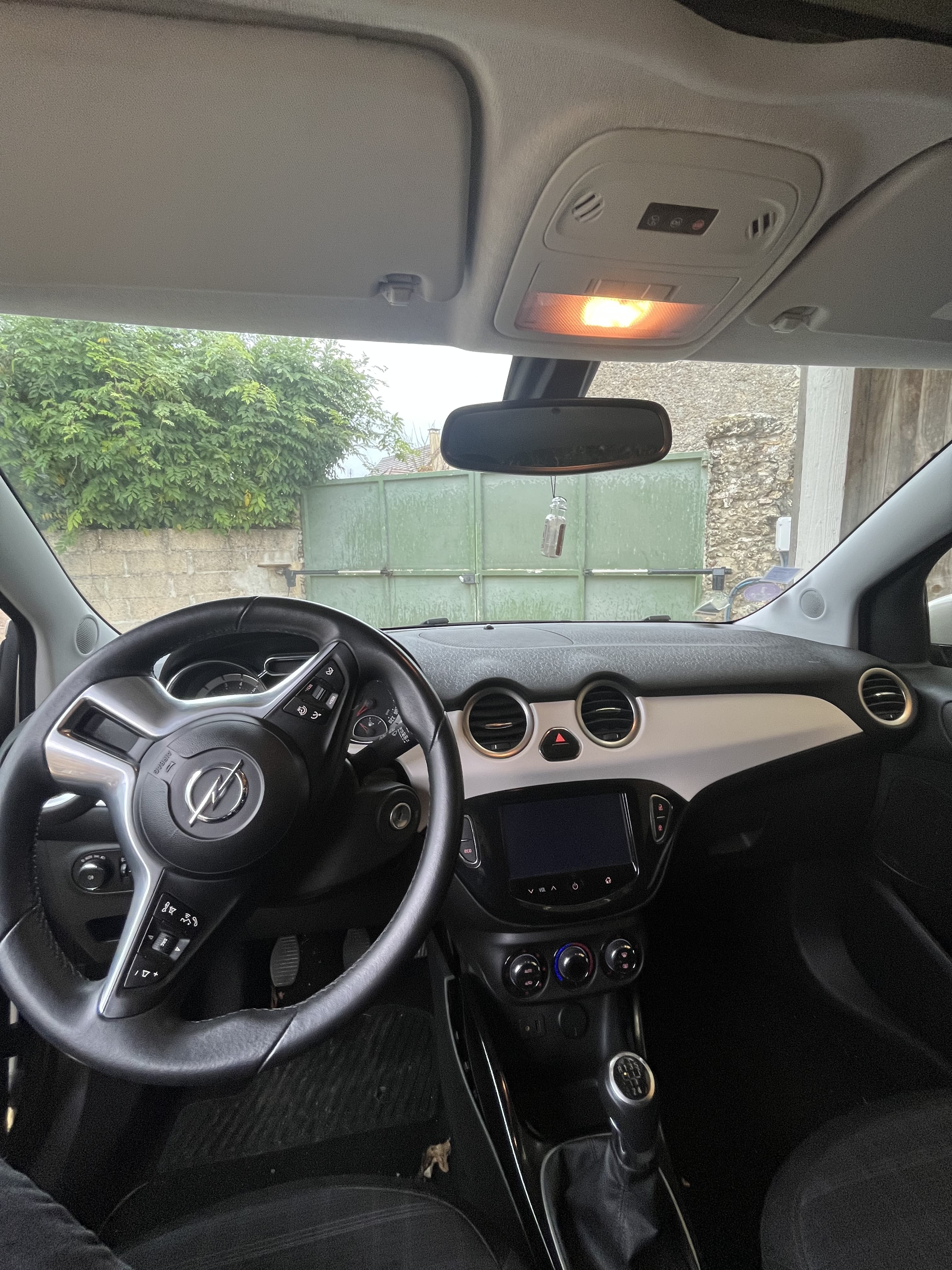 Opel Adam avec Entrée audio / iPod