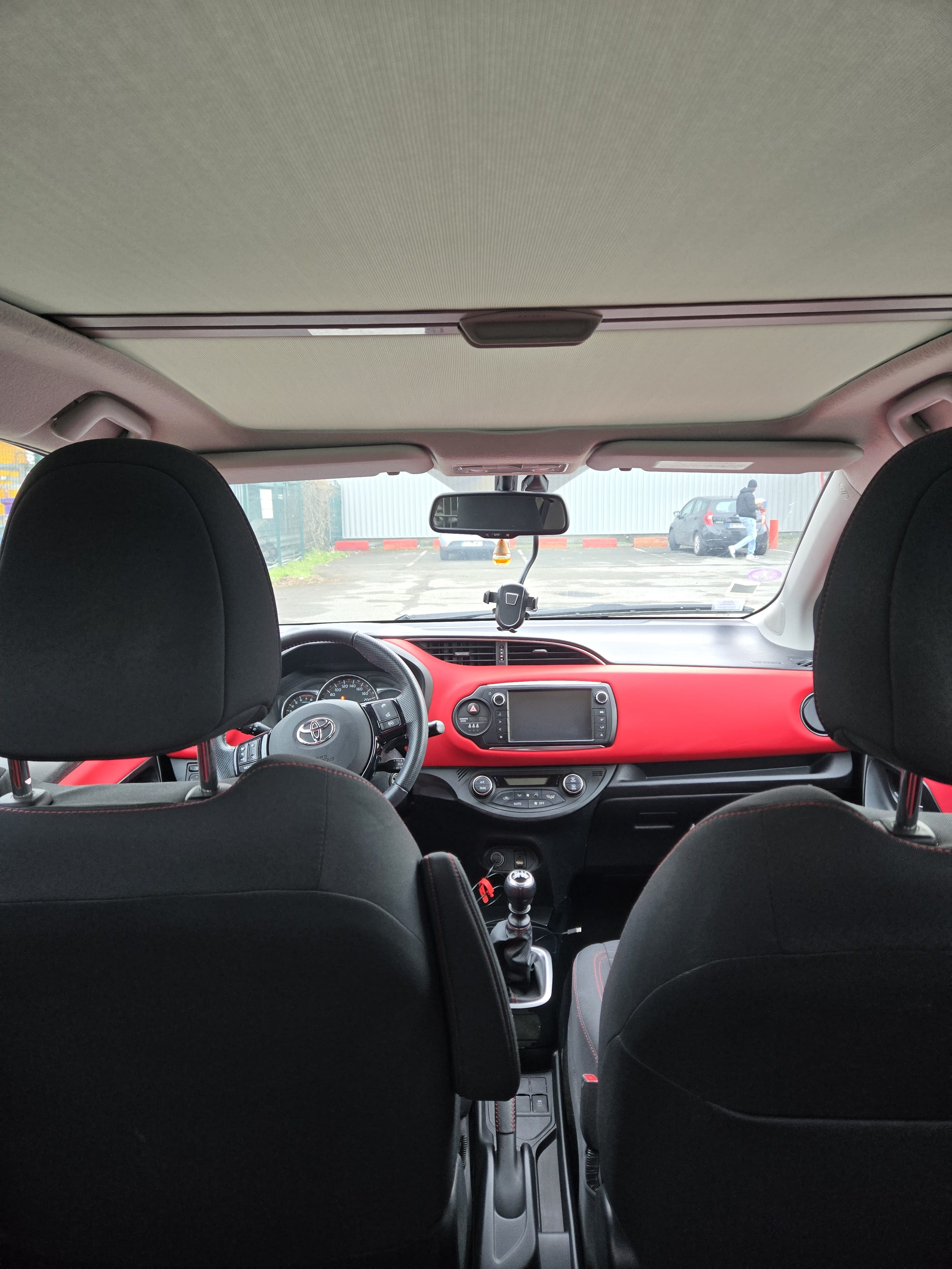 Toyota Yaris avec Entrée audio / iPod