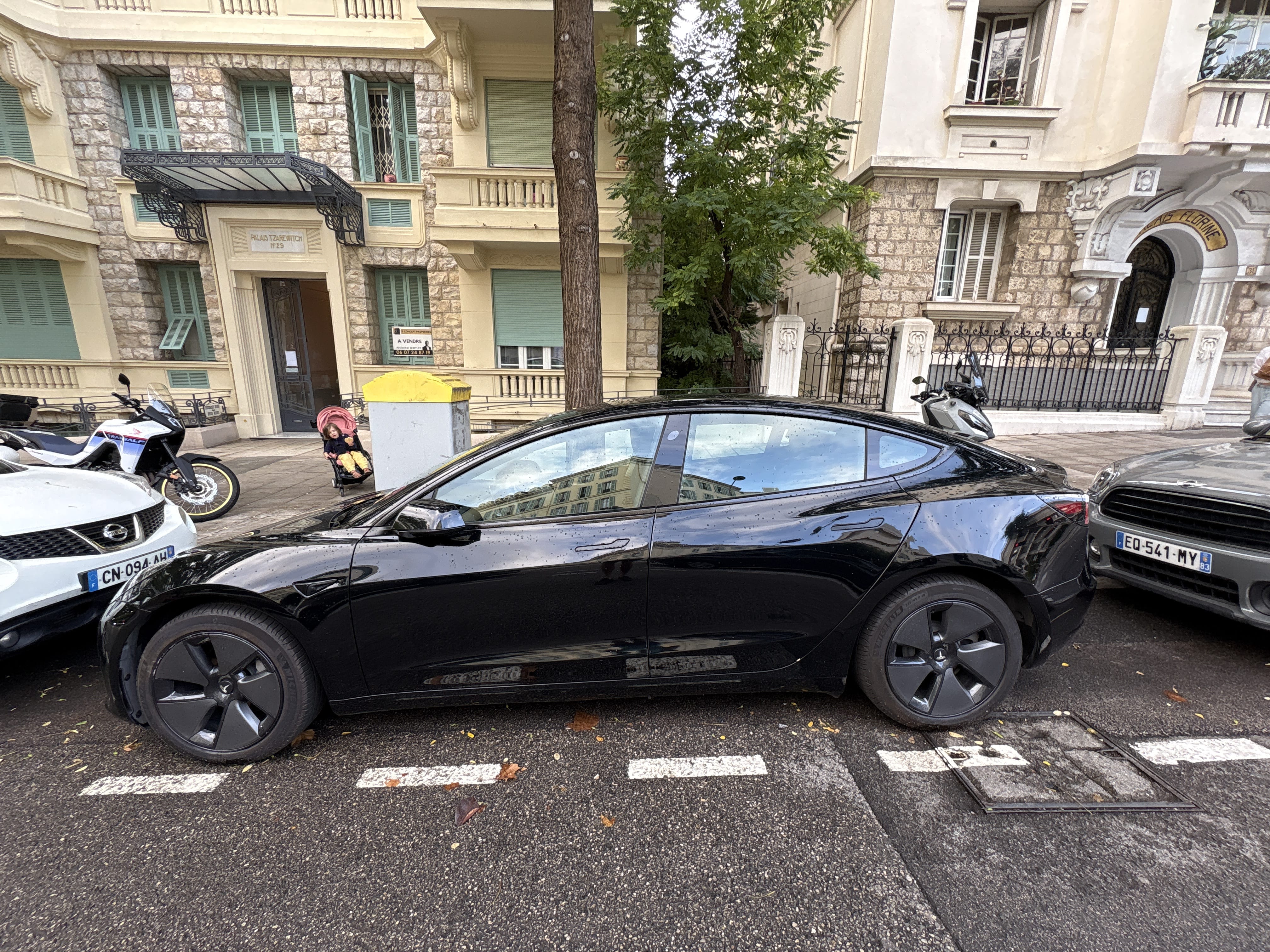 Tesla Model 3 Standard Range Plus with Air conditioning