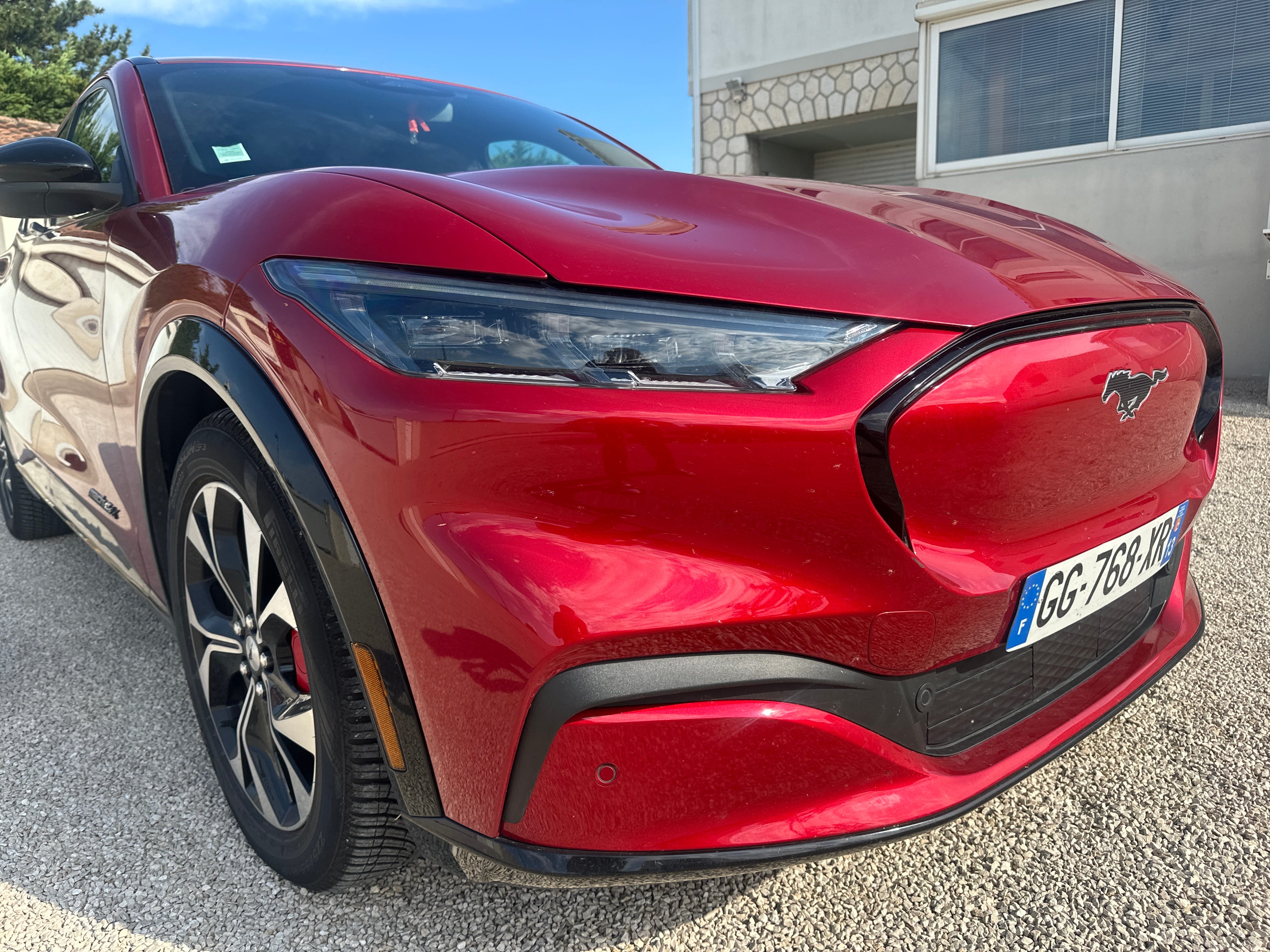 Ford Mustang Mach-E con Apple CarPlay