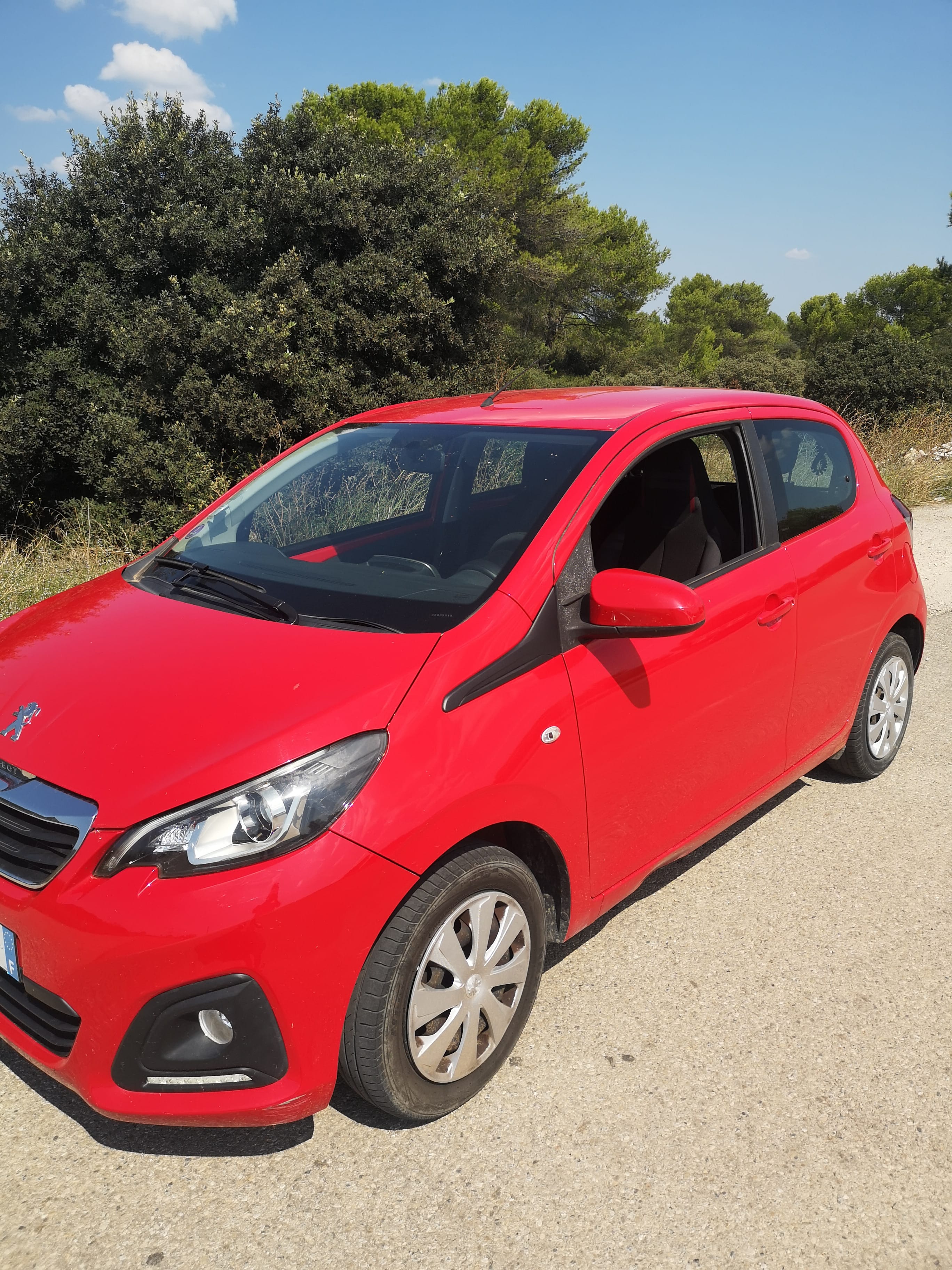 Peugeot 108, 2015, Essence 95