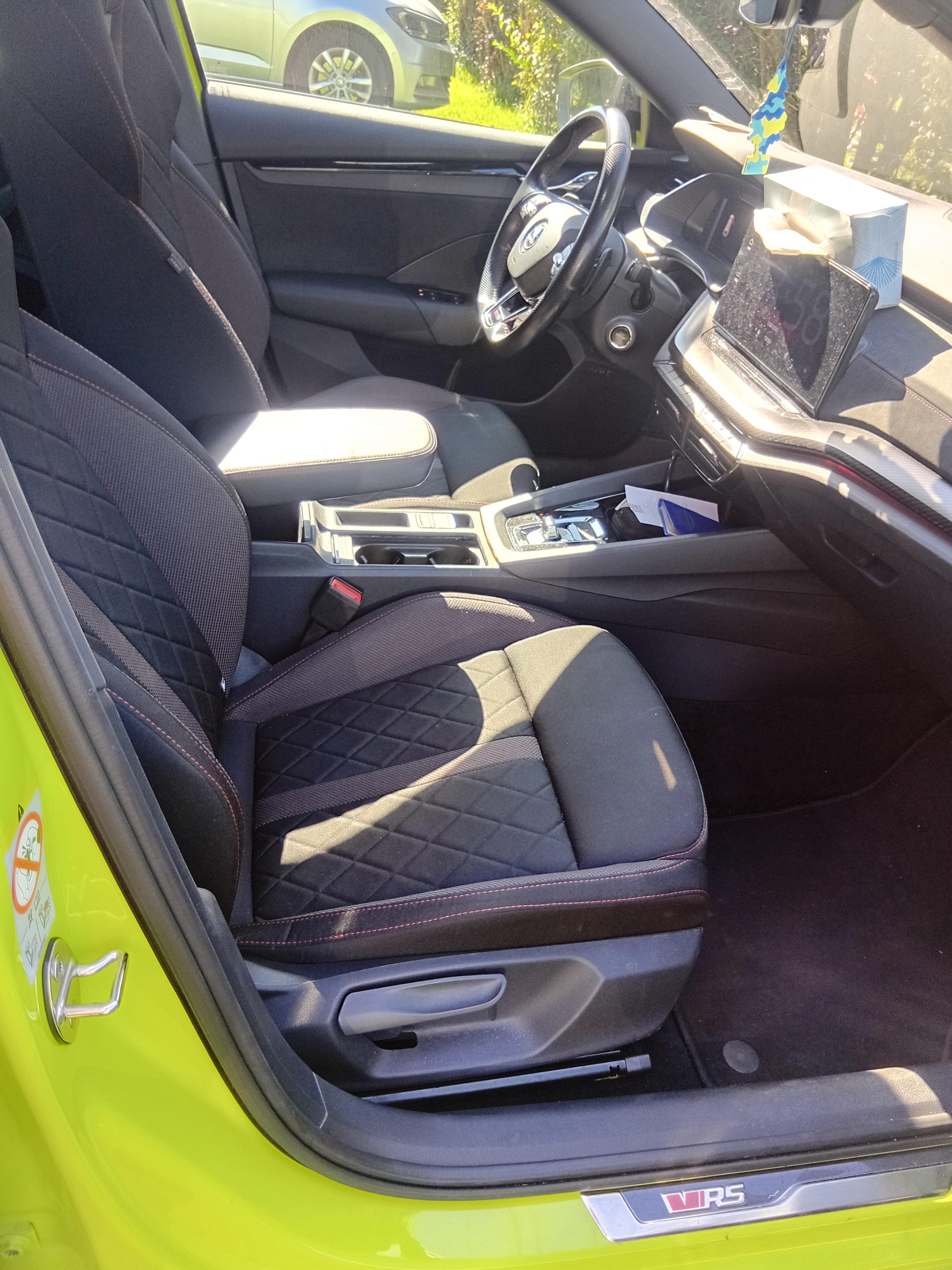 Skoda Octavia RS mit Navigationsgerät