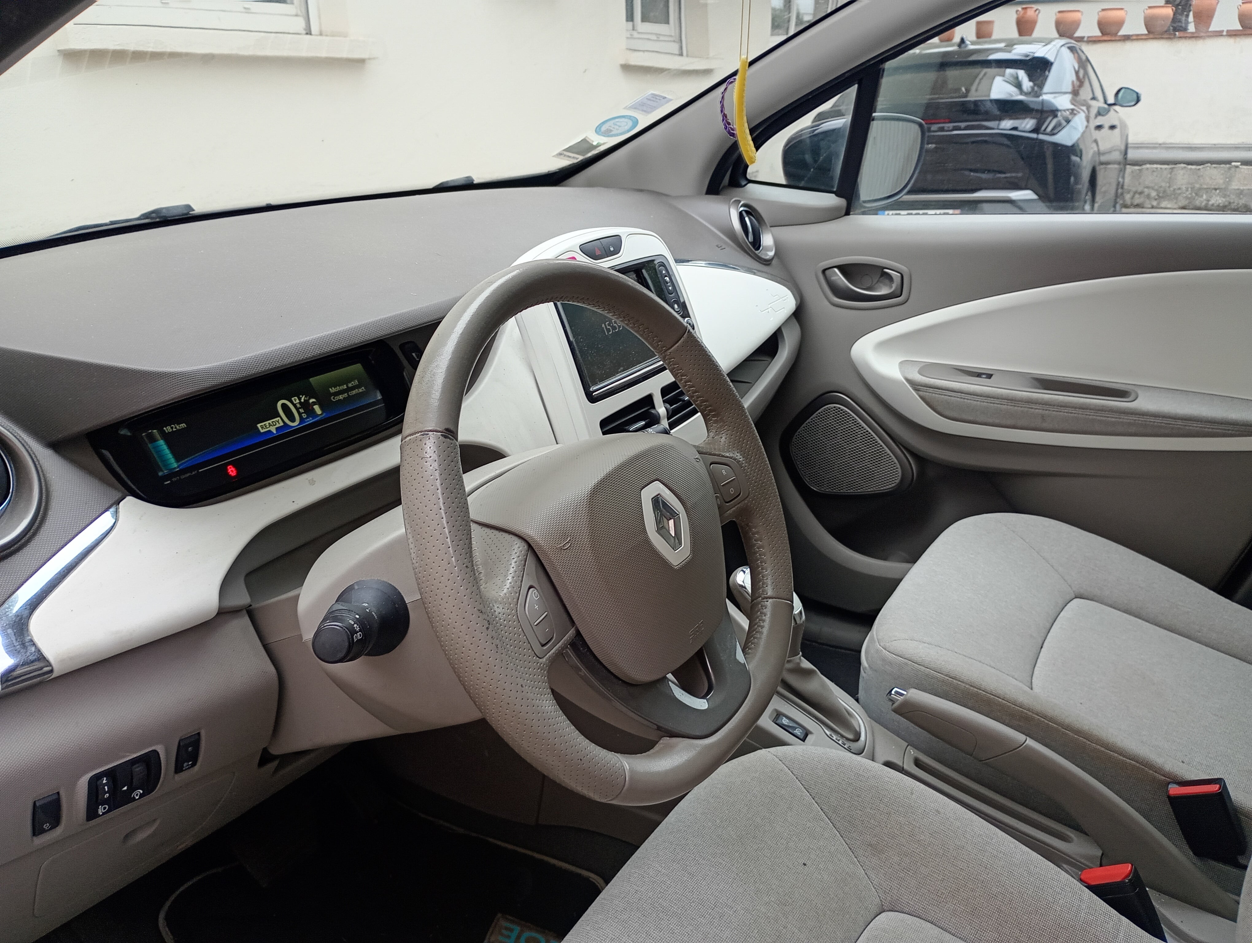 Renault ZOE avec GPS